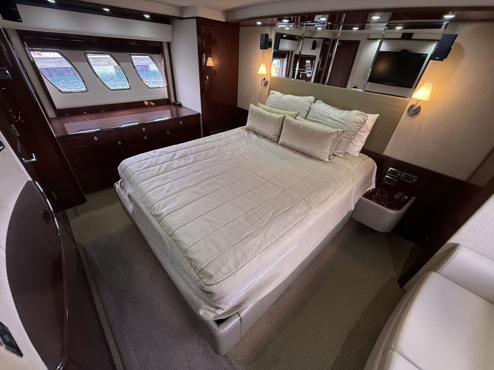 2009 Sea Ray 60 Sundancer - Photo 5