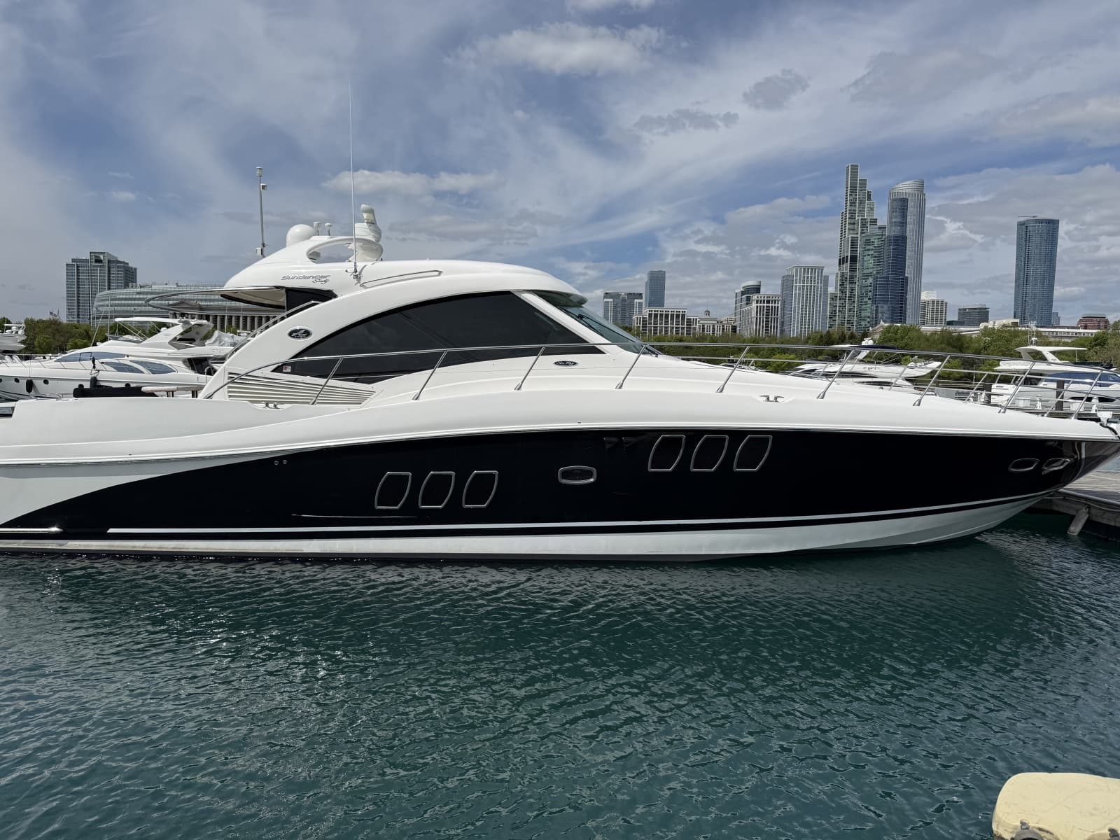 2009 Sea Ray 60 Sundancer - Photo 9
