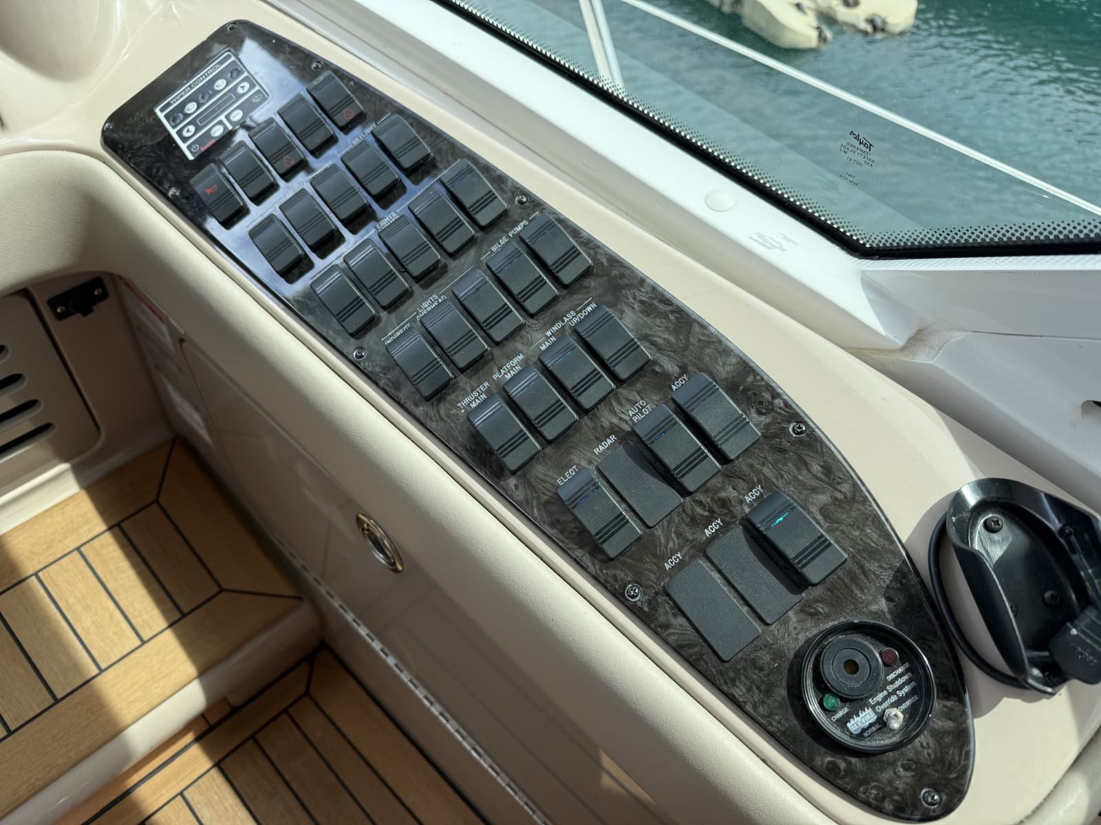 2009 Sea Ray 60 Sundancer - Photo 33