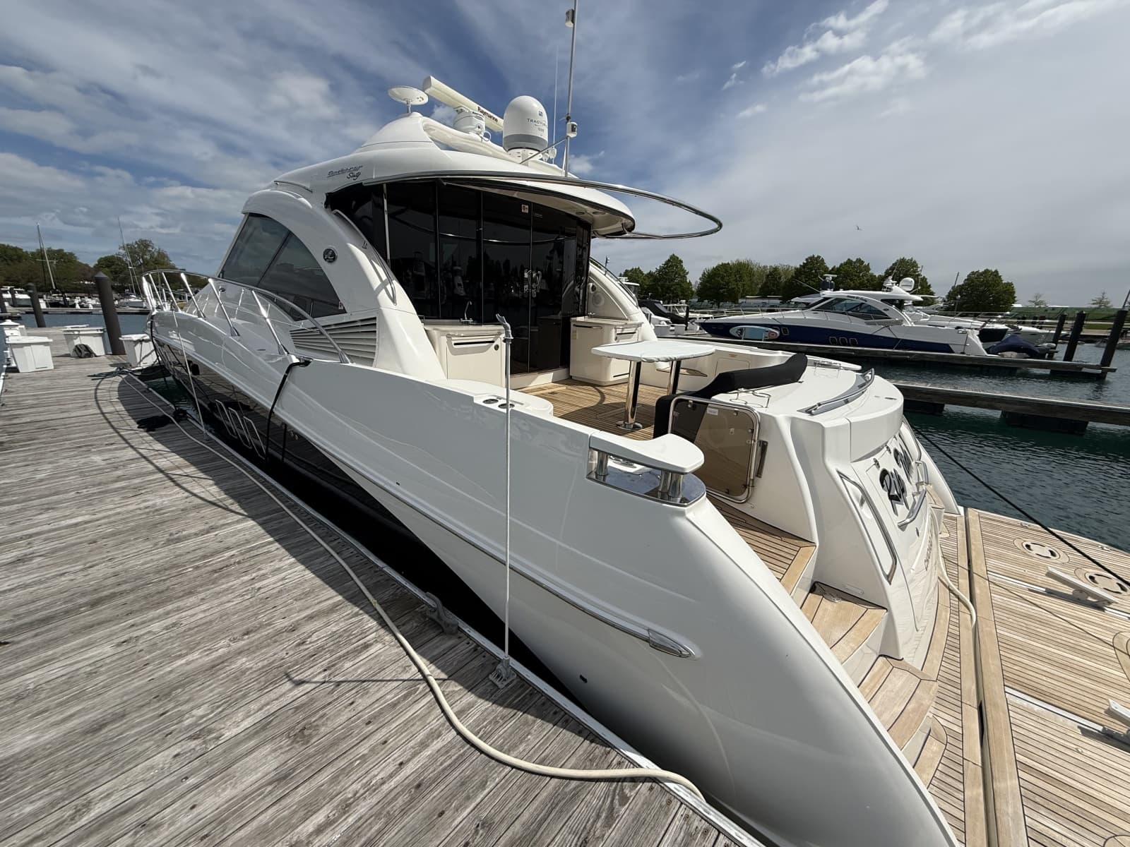 2009 Sea Ray 60 Sundancer - Photo 10
