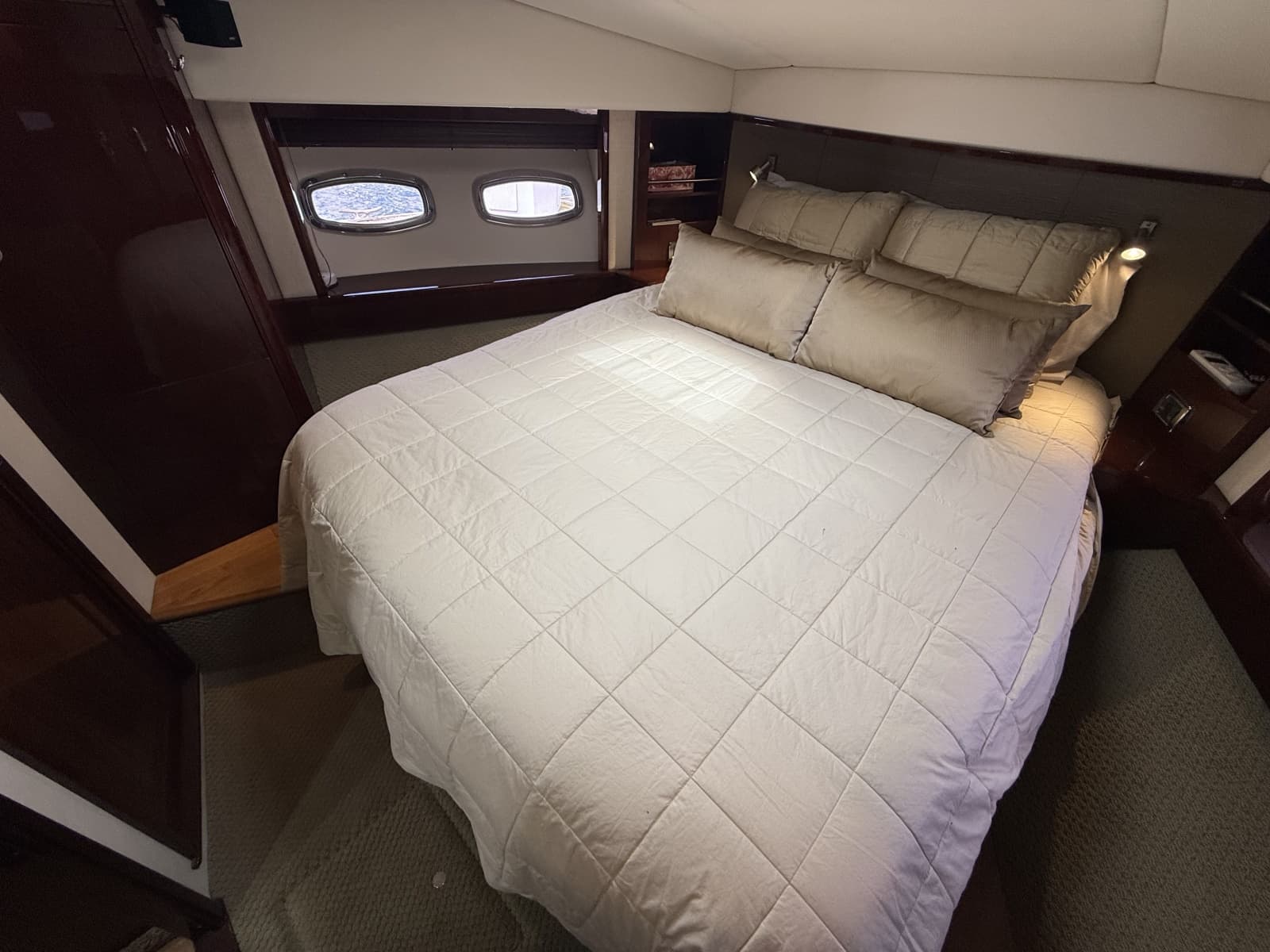 2009 Sea Ray 60 Sundancer - Photo 43