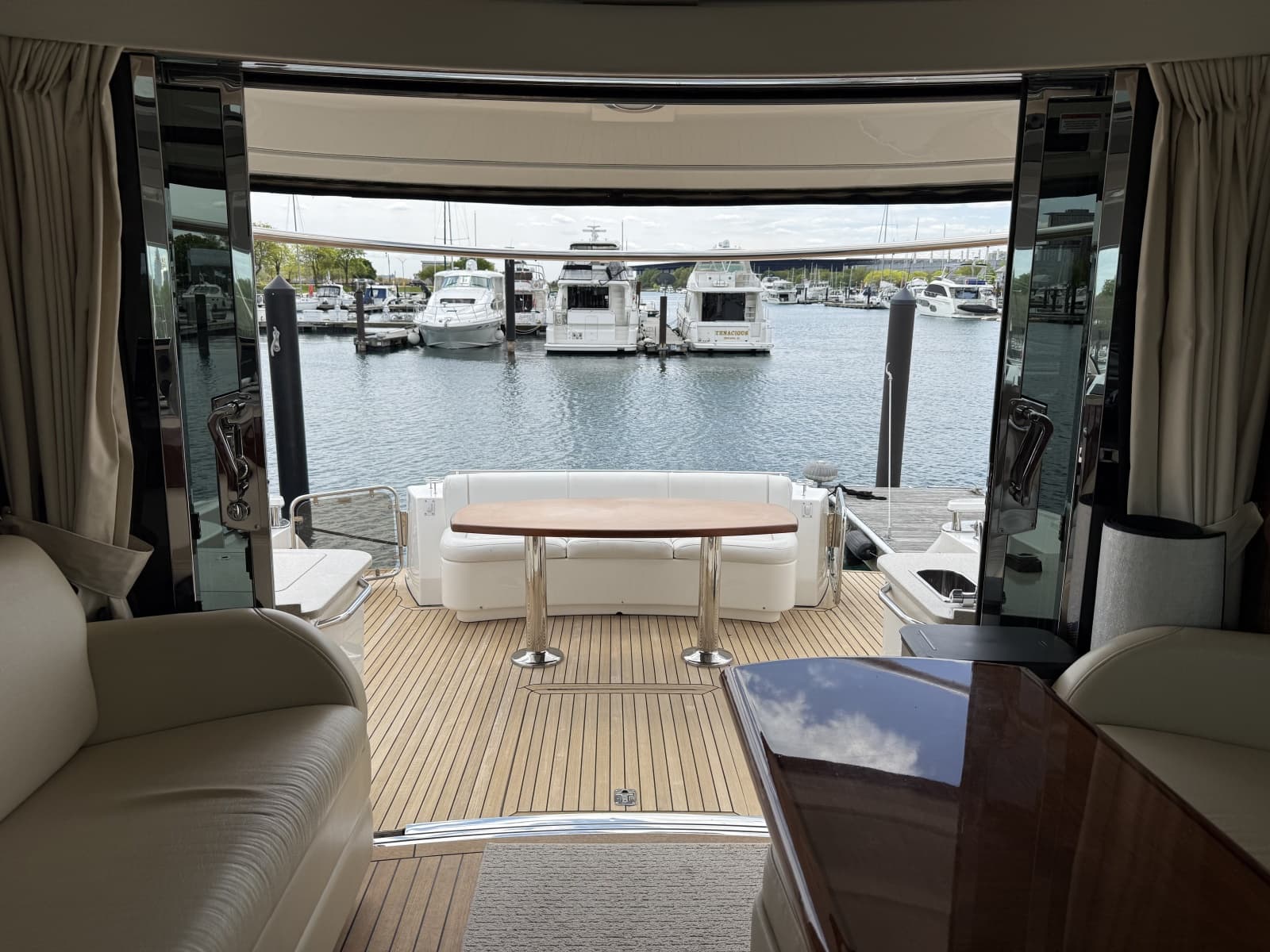 2009 Sea Ray 60 Sundancer - Photo 63