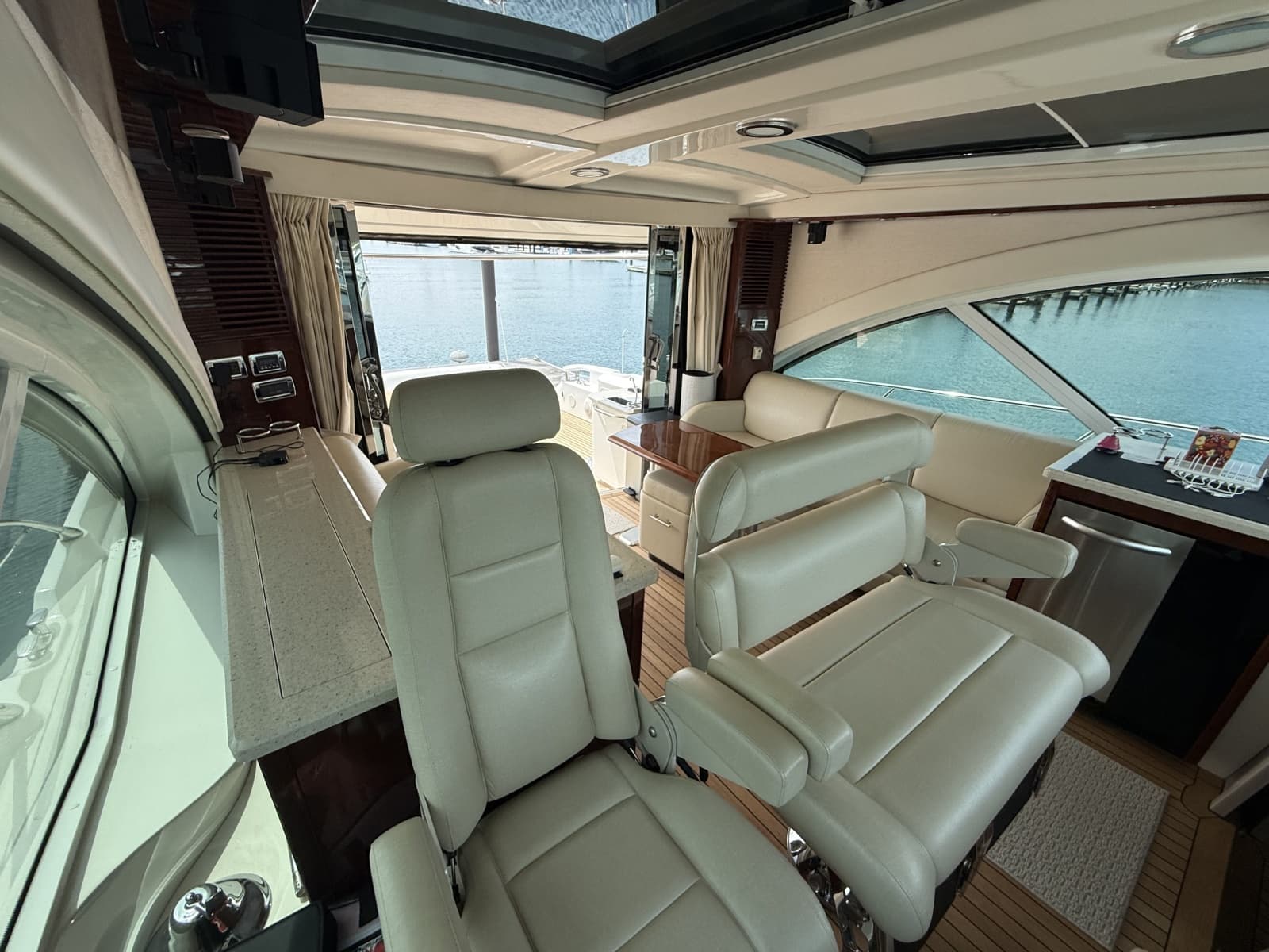 2009 Sea Ray 60 Sundancer - Photo 26