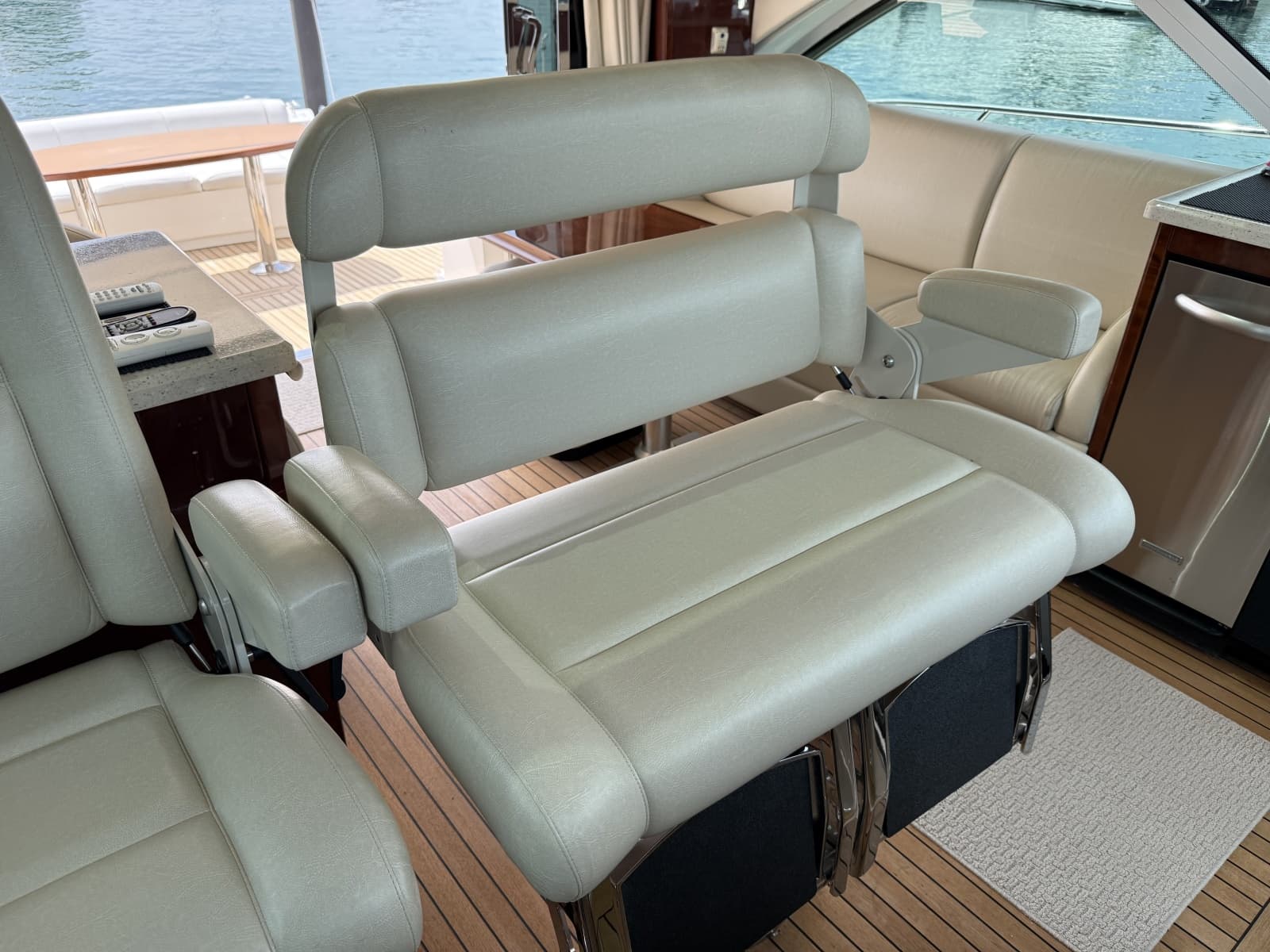2009 Sea Ray 60 Sundancer - Photo 37
