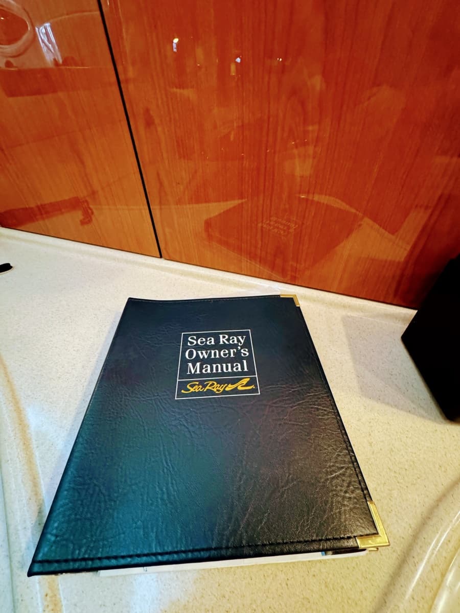 2001 Sea Ray 510 Sundancer