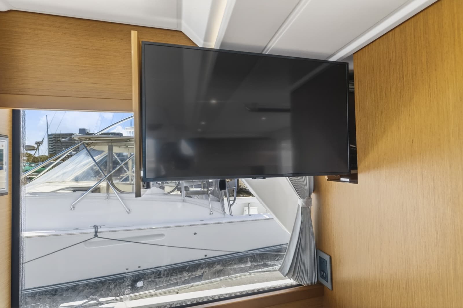 2022 Beneteau Swift Trawler 41 Fly - Photo 161