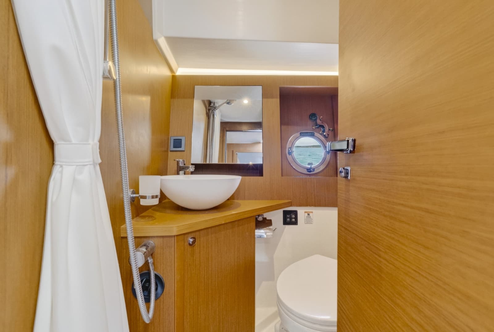 2022 Beneteau Swift Trawler 41 Fly - Photo 135