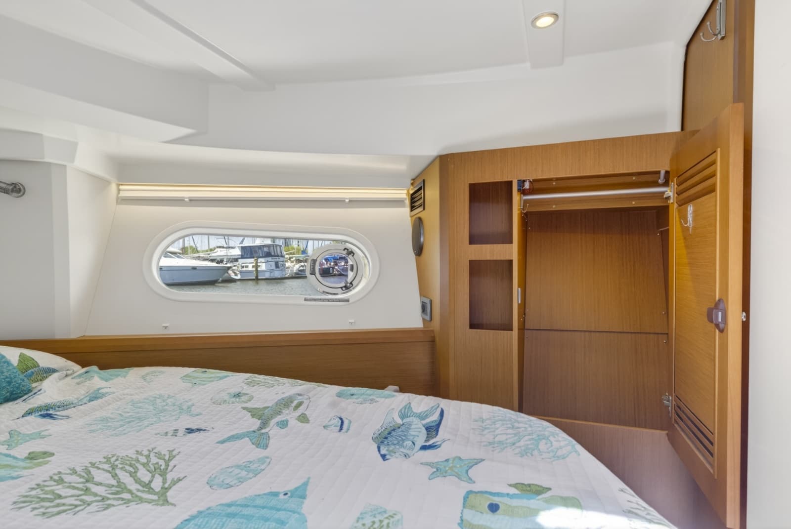 2022 Beneteau Swift Trawler 41 Fly - Photo 125