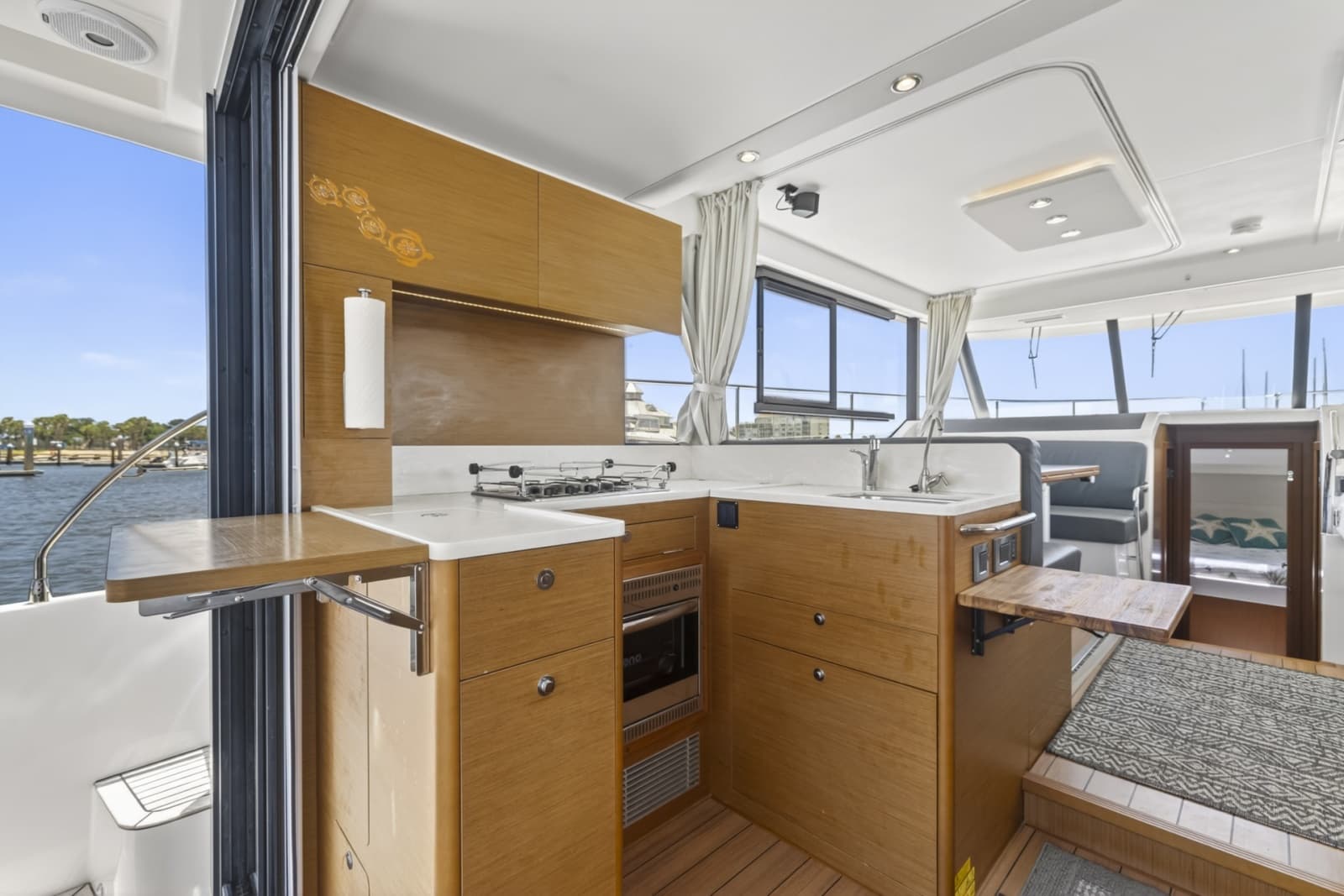 2022 Beneteau Swift Trawler 41 Fly - Photo 87