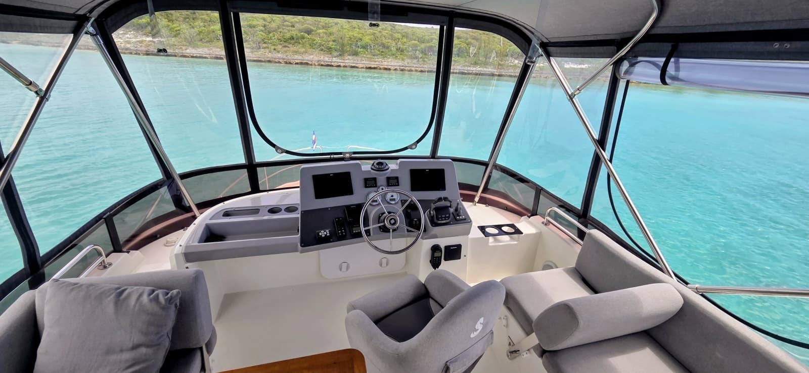 2022 Beneteau Swift Trawler 41 Fly