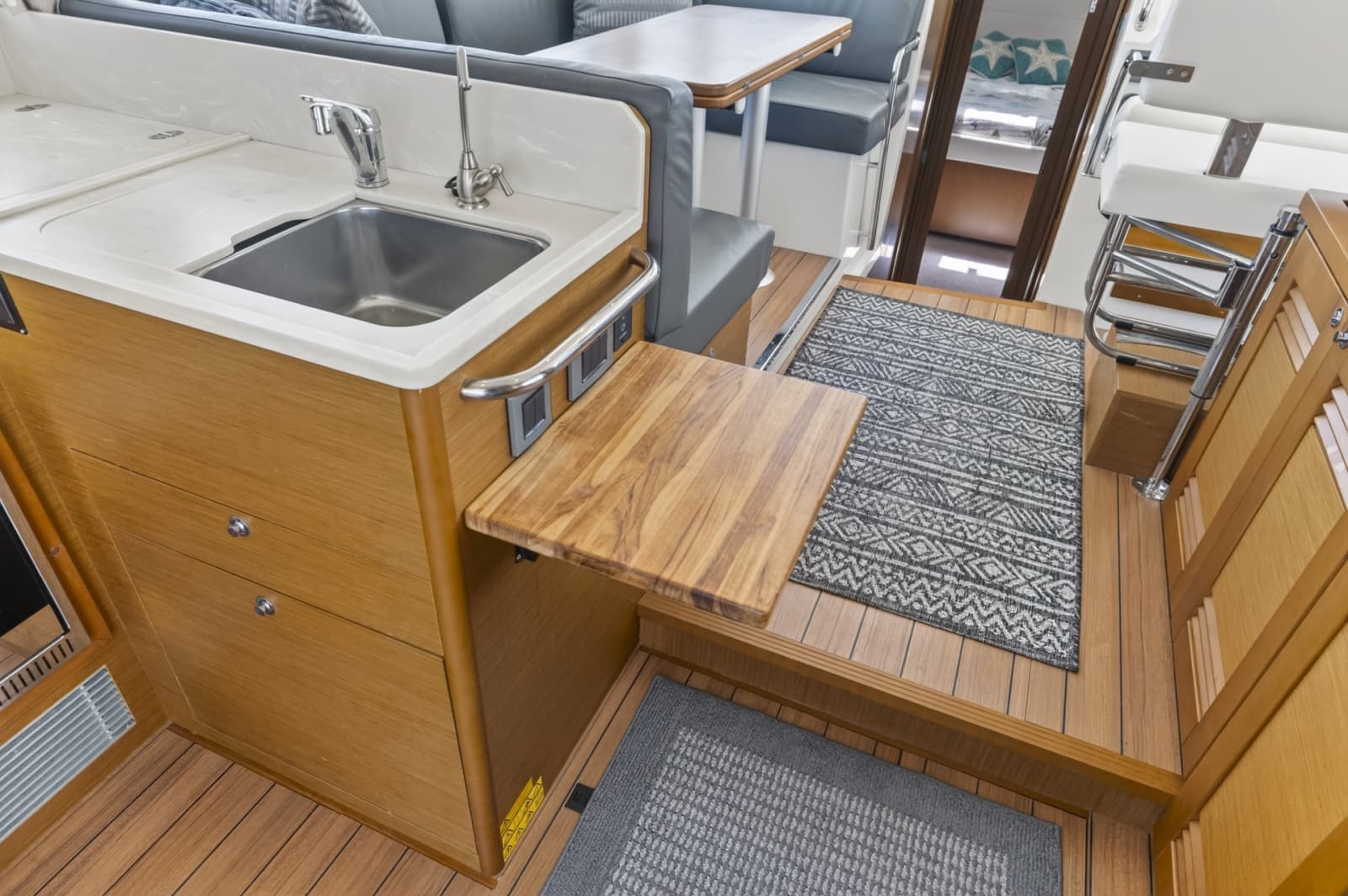 2022 Beneteau Swift Trawler 41 Fly - Photo 85