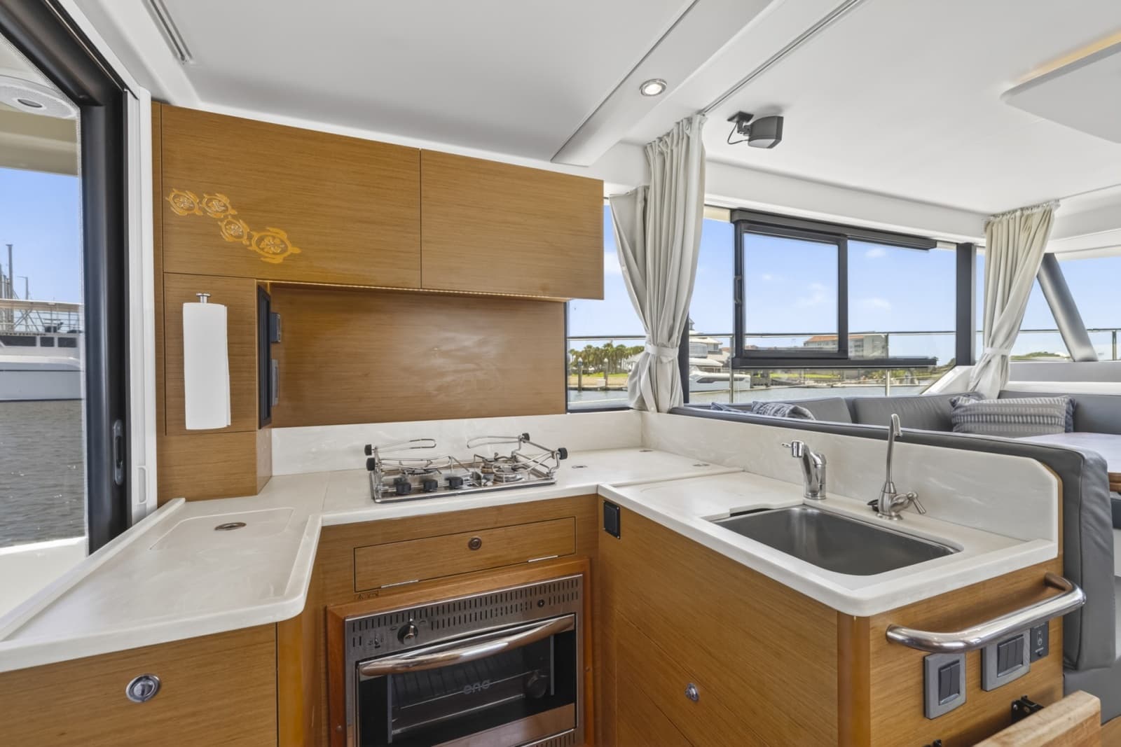 2022 Beneteau Swift Trawler 41 Fly - Photo 75