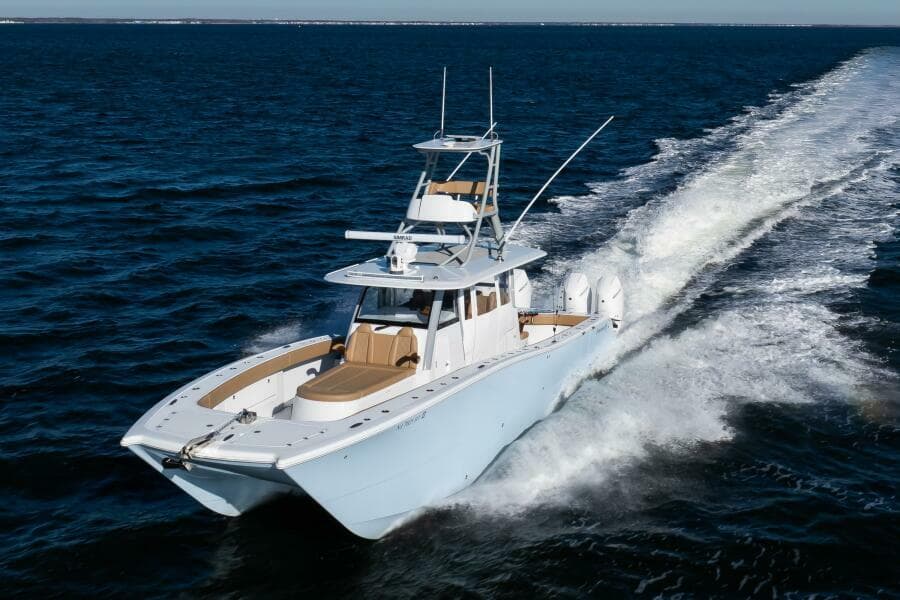 2025 Freeman 43 Center Console - Photo 4