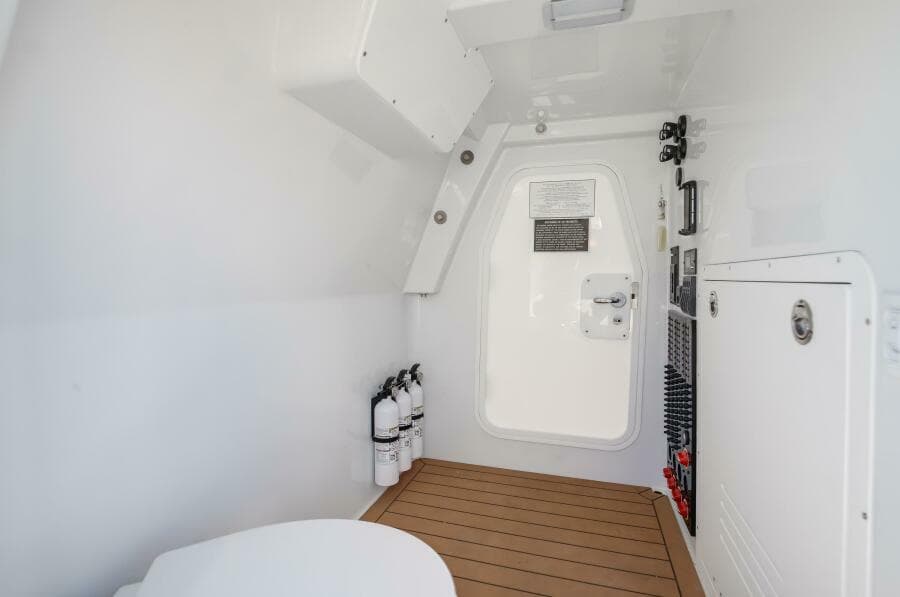 2025 Freeman 43 Center Console - Photo 15