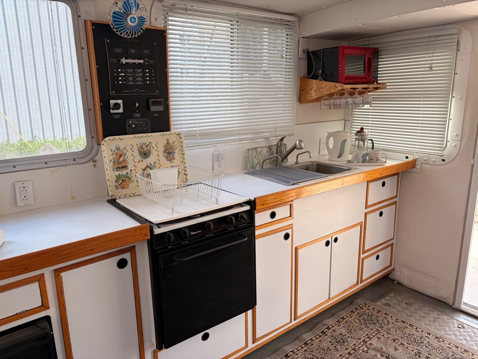 2000 Provincial 42 Pleasure Boat