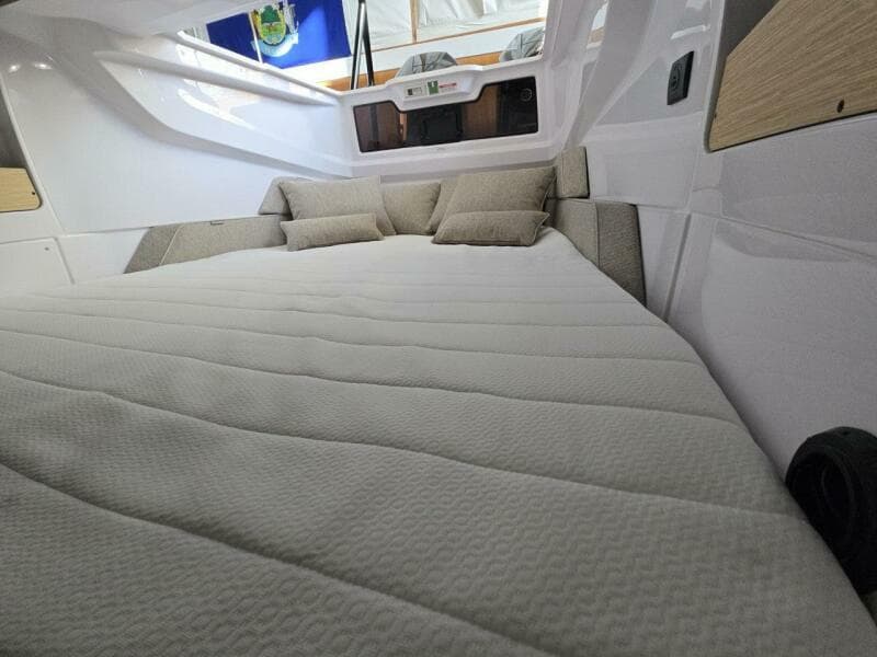 2026 Axopar Cross Cabin - Photo 75