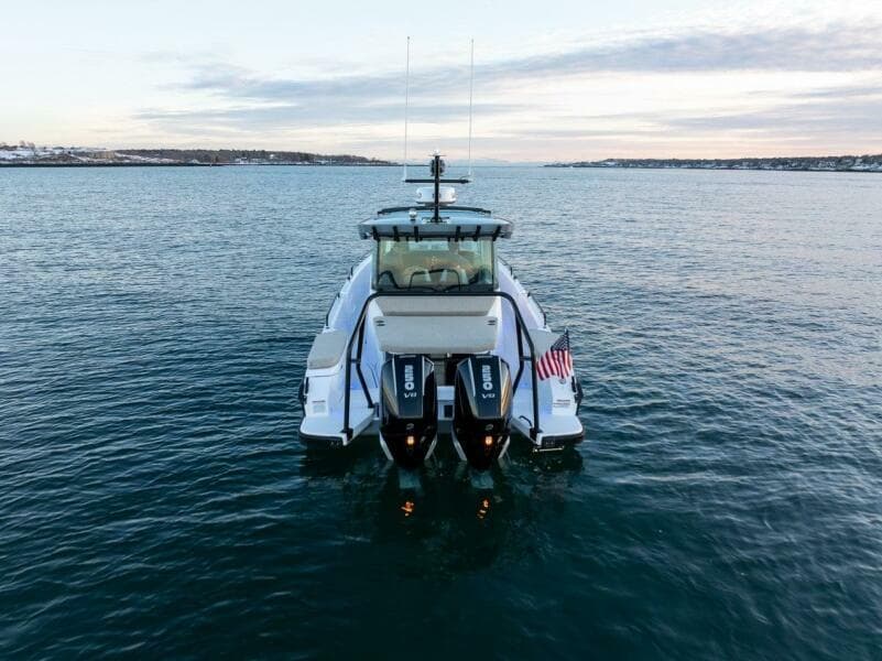 2026 Axopar Cross Cabin - Photo 5
