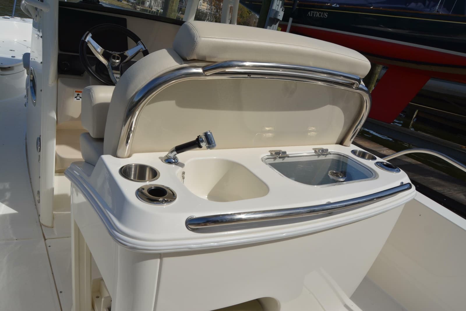 2021 Boston Whaler 270 Dauntless