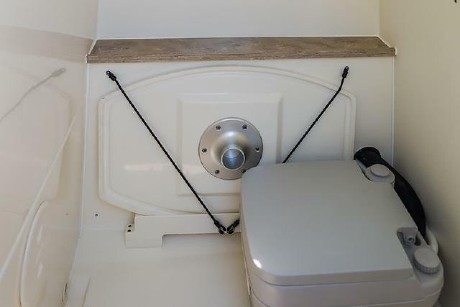 2021 Boston Whaler 270 Dauntless