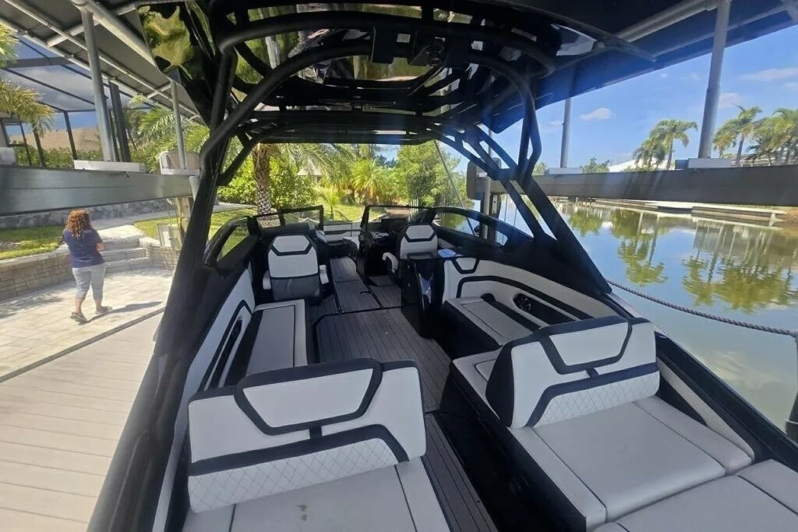 2025 Yamaha Boats 275SD - Photo 7