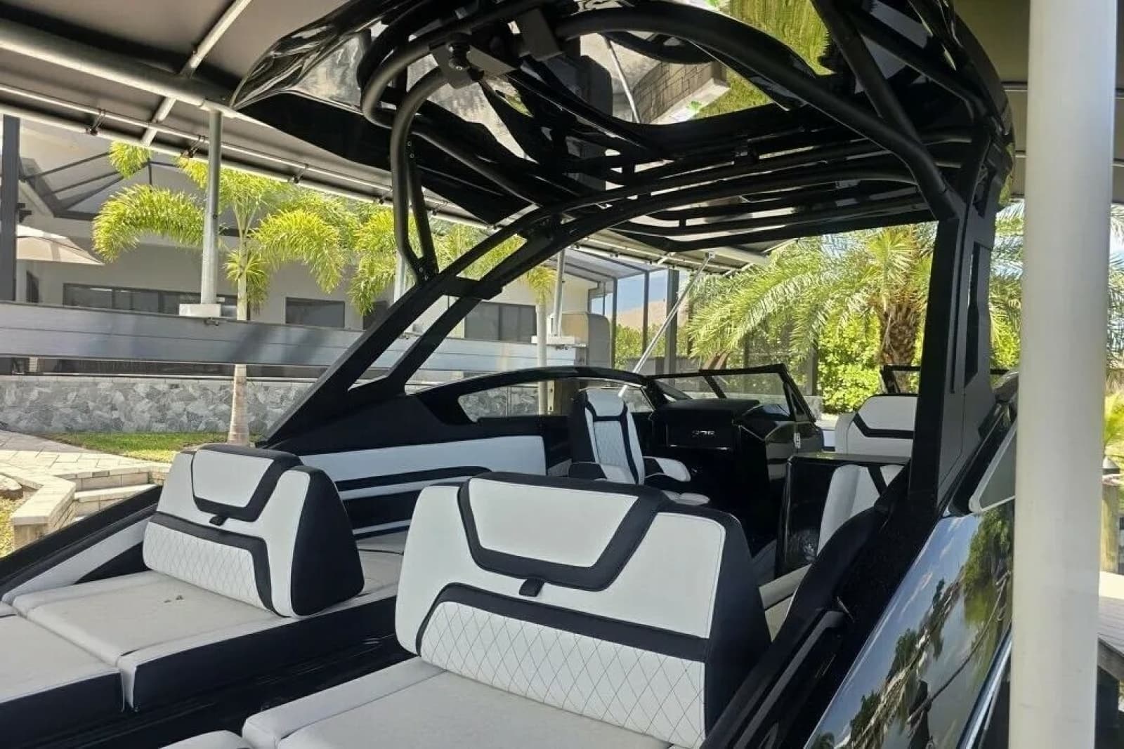 2025 Yamaha Boats 275SD - Photo 20