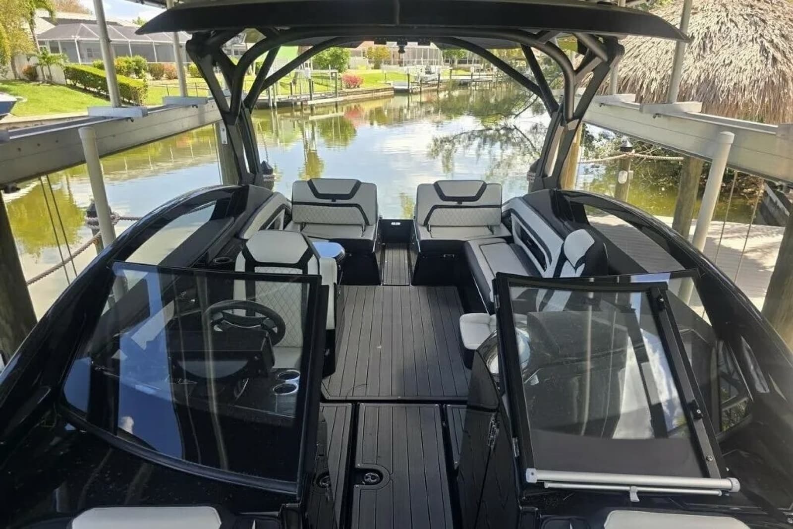 2025 Yamaha Boats 275SD - Photo 6