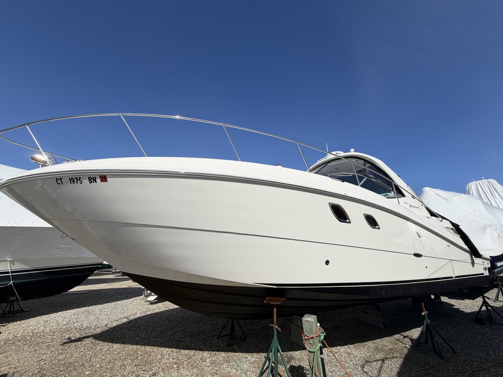 2008 Sea Ray 330 Sundancer