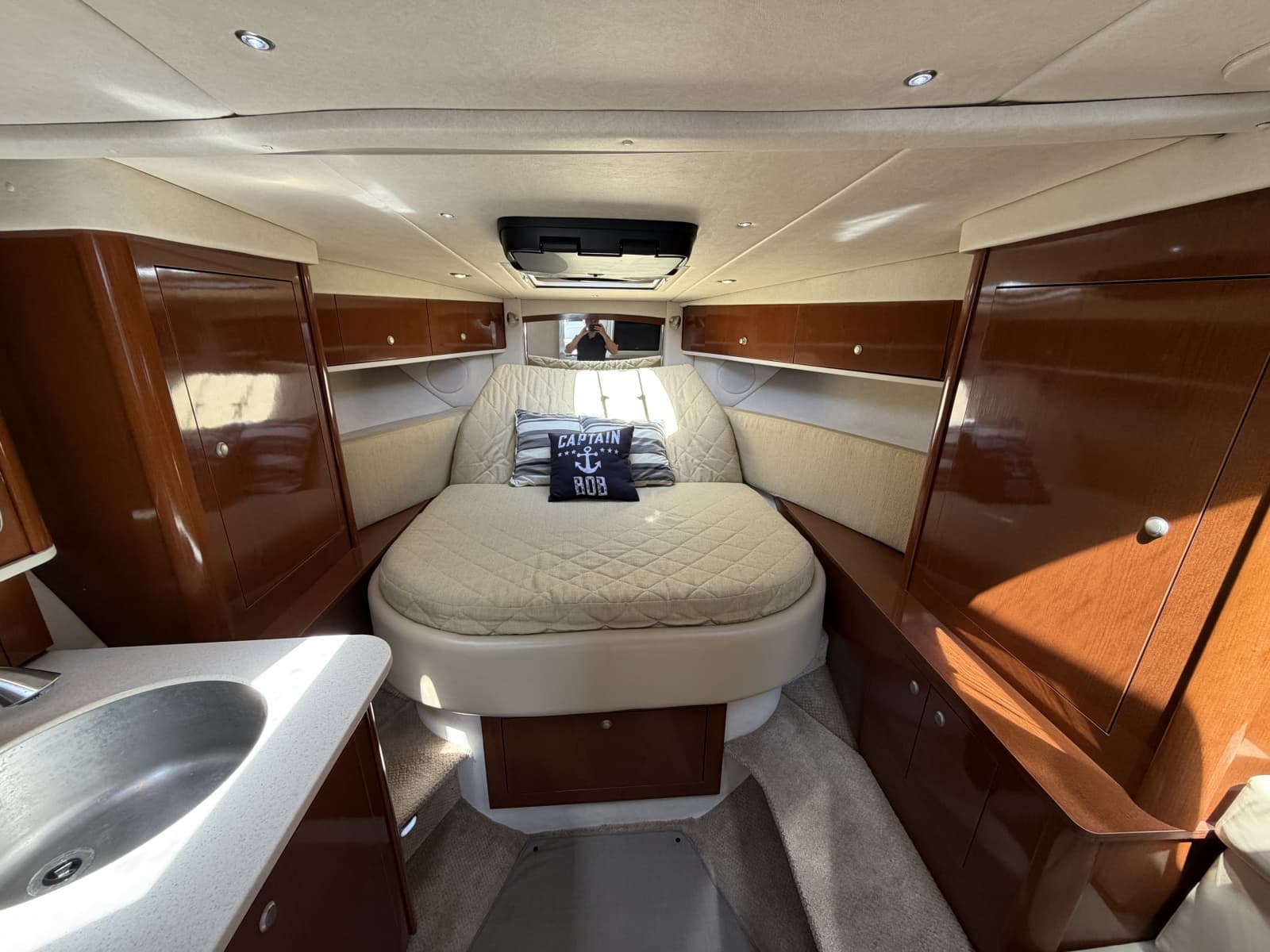 2008 Sea Ray 330 Sundancer - Photo 15
