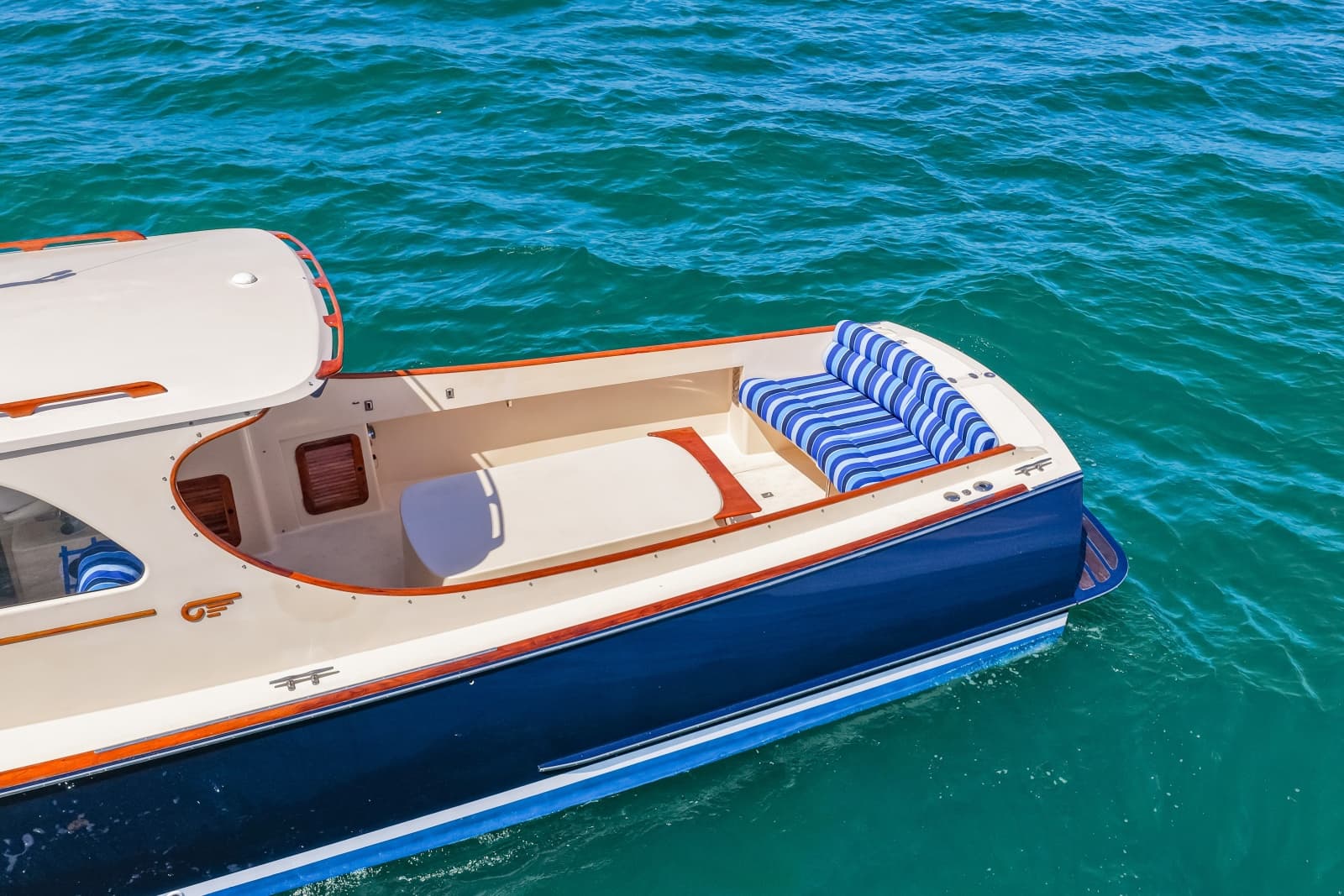 1998 36 Hinckley Picnic Boat Port