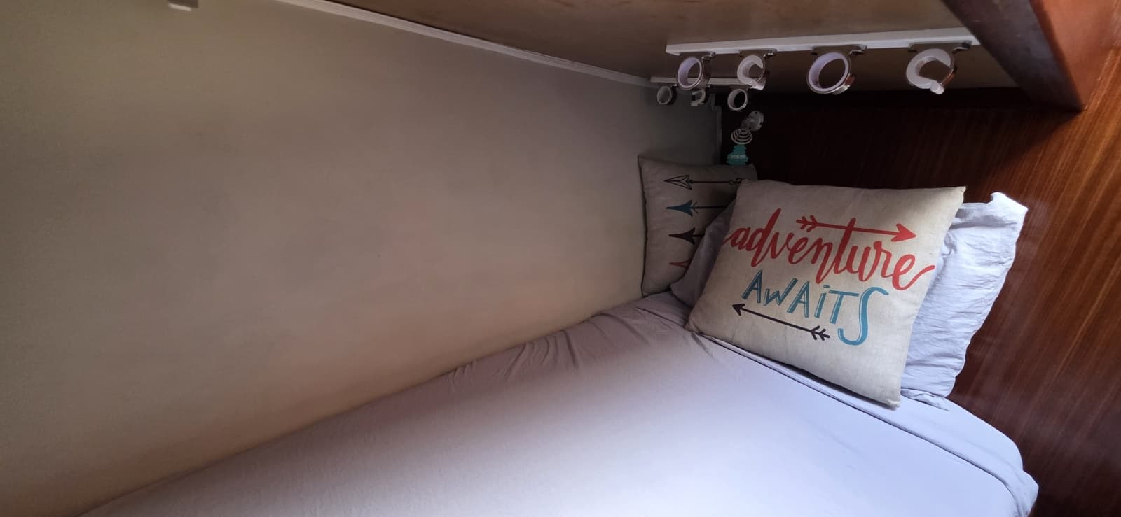 1989 Hatteras 52 Convertible