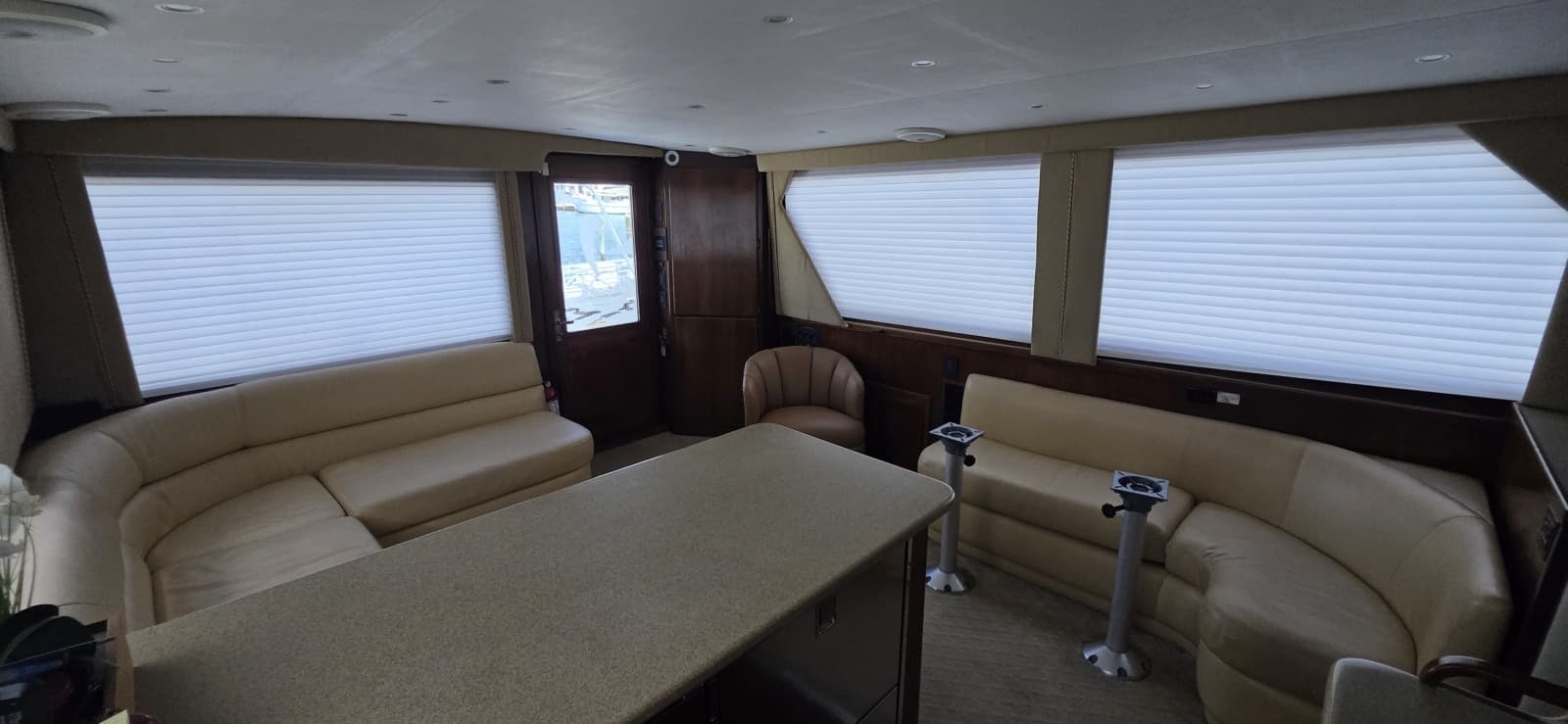 1989 Hatteras 52 Convertible