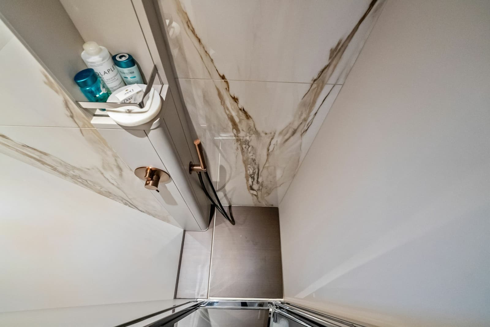 2023 Ferretti Yachts 860