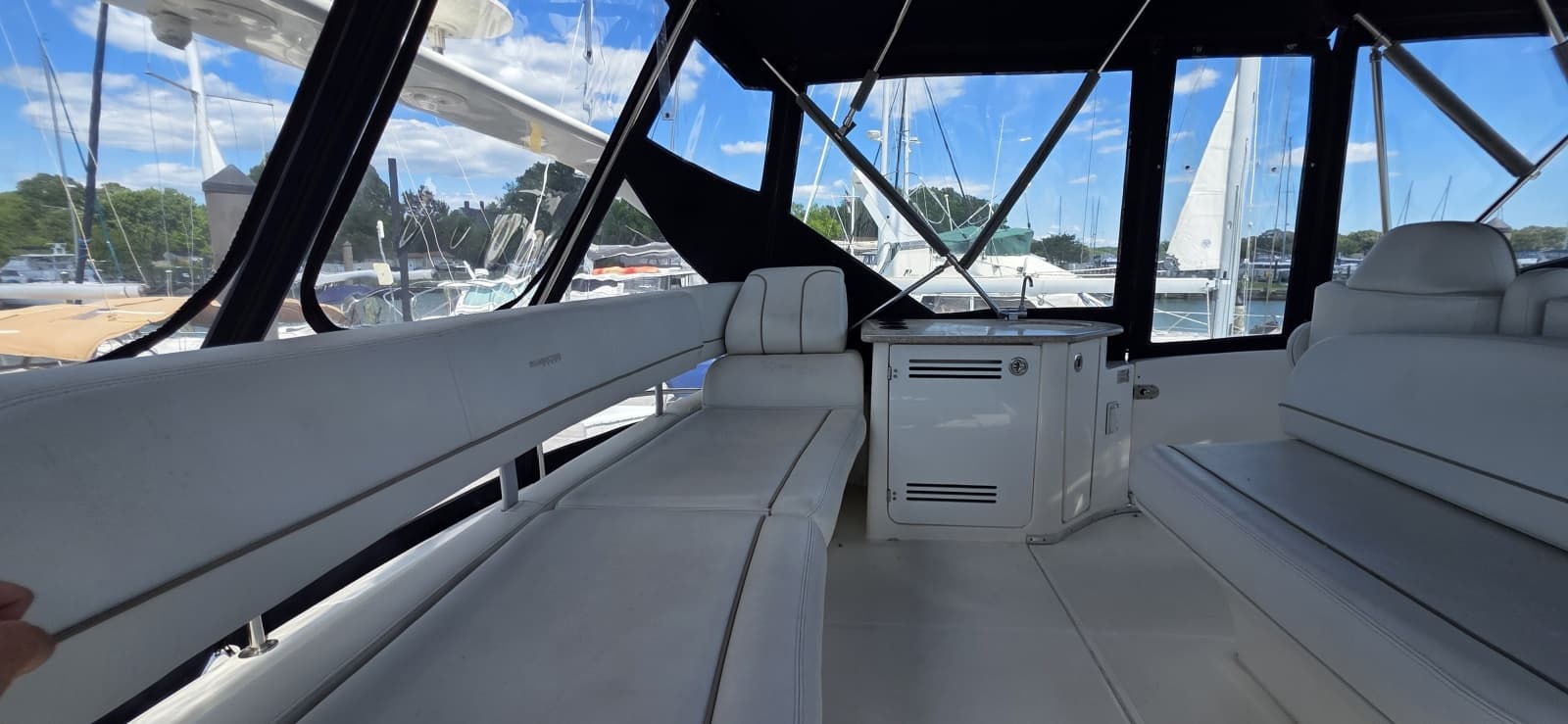 2006 Silverton 39 Motor Yacht - Photo 16