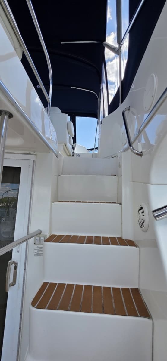 2006 Silverton 39 Motor Yacht - Photo 9