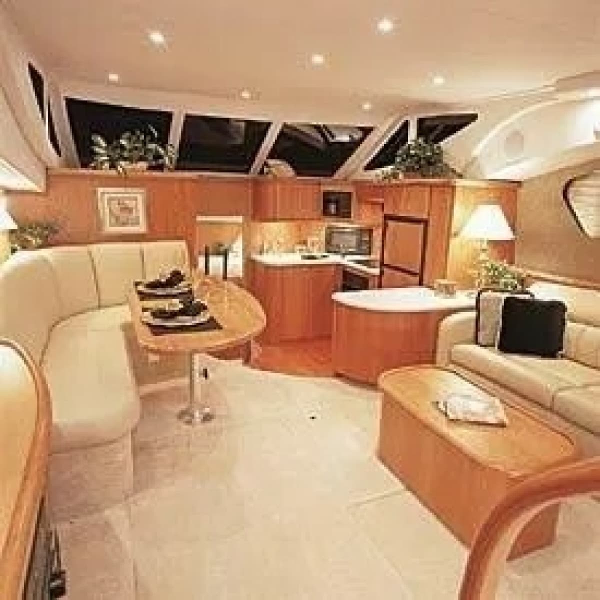 2006 Silverton 39 Motor Yacht - Photo 4