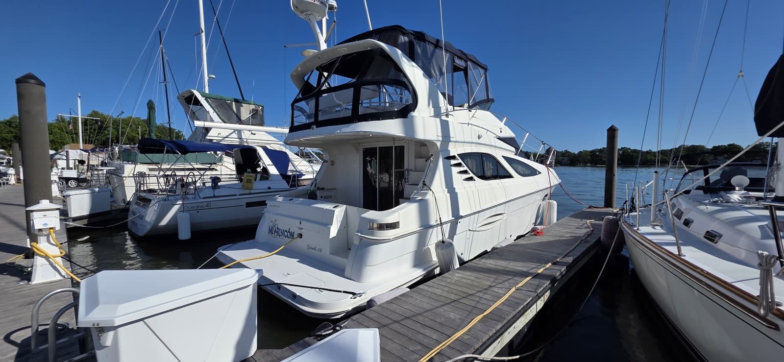 2006 Silverton 39 Motor Yacht - Photo 11