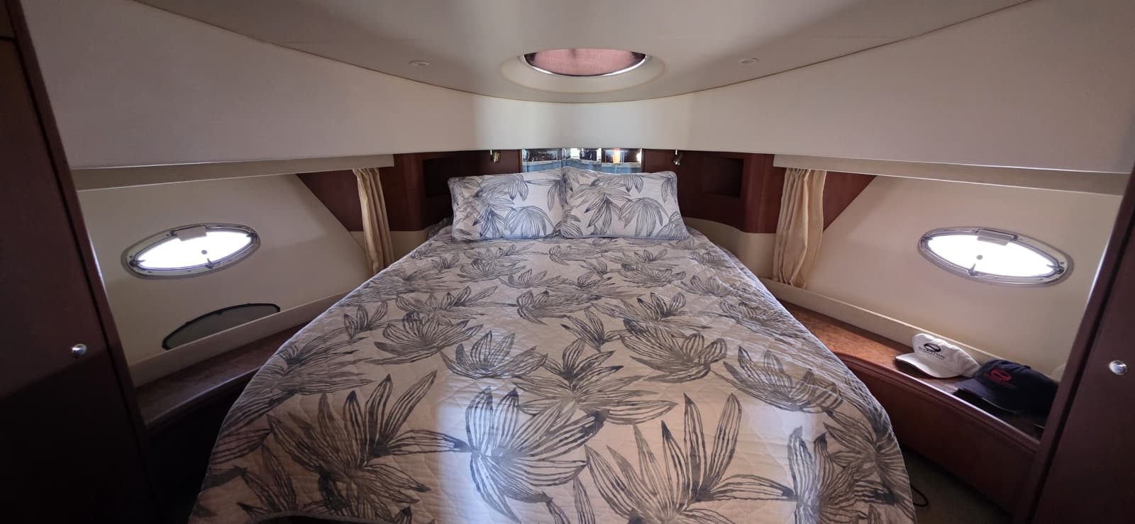2006 Silverton 39 Motor Yacht - Photo 33