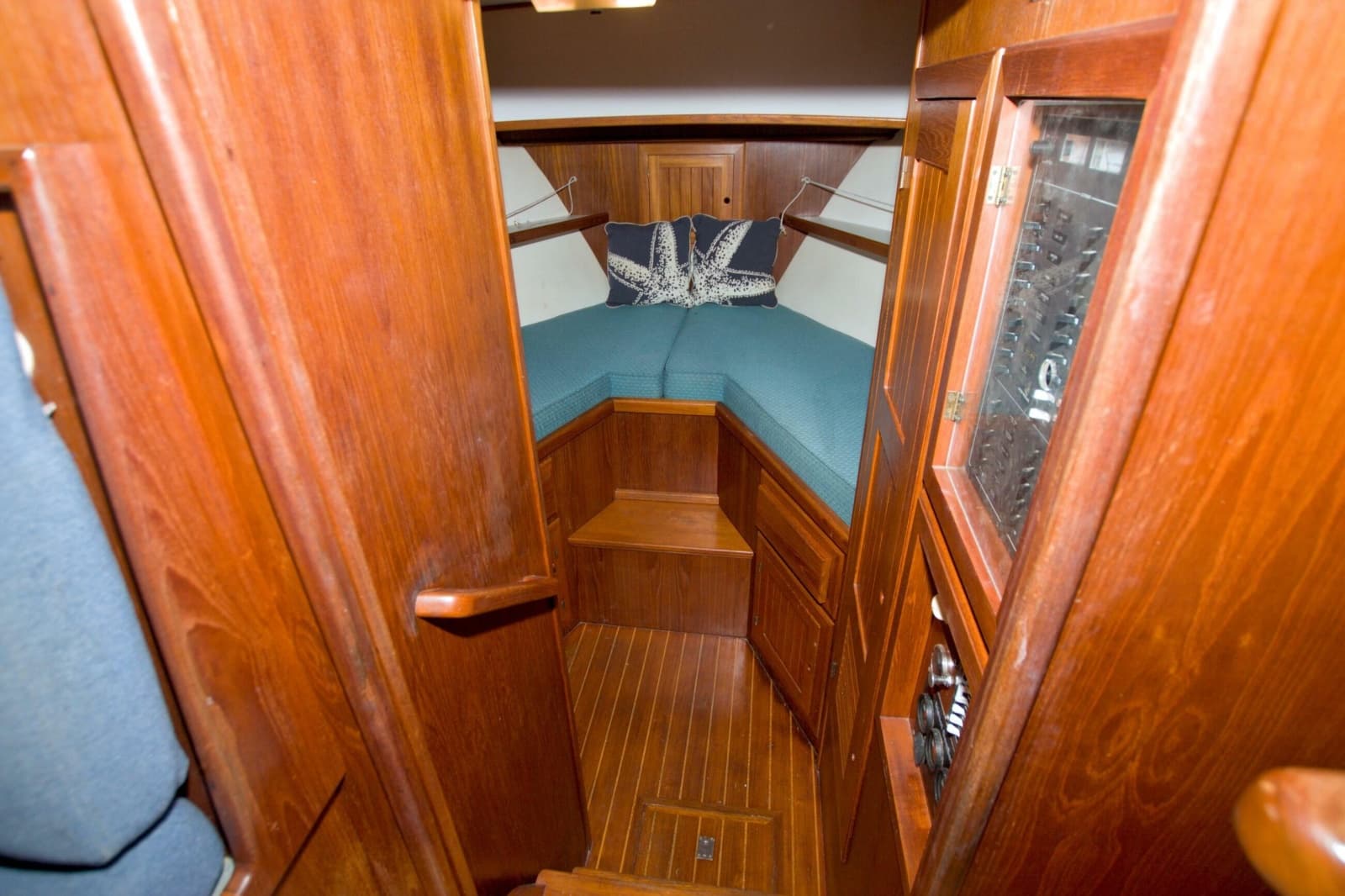 1999 Monk 36 Trawler - Photo 38