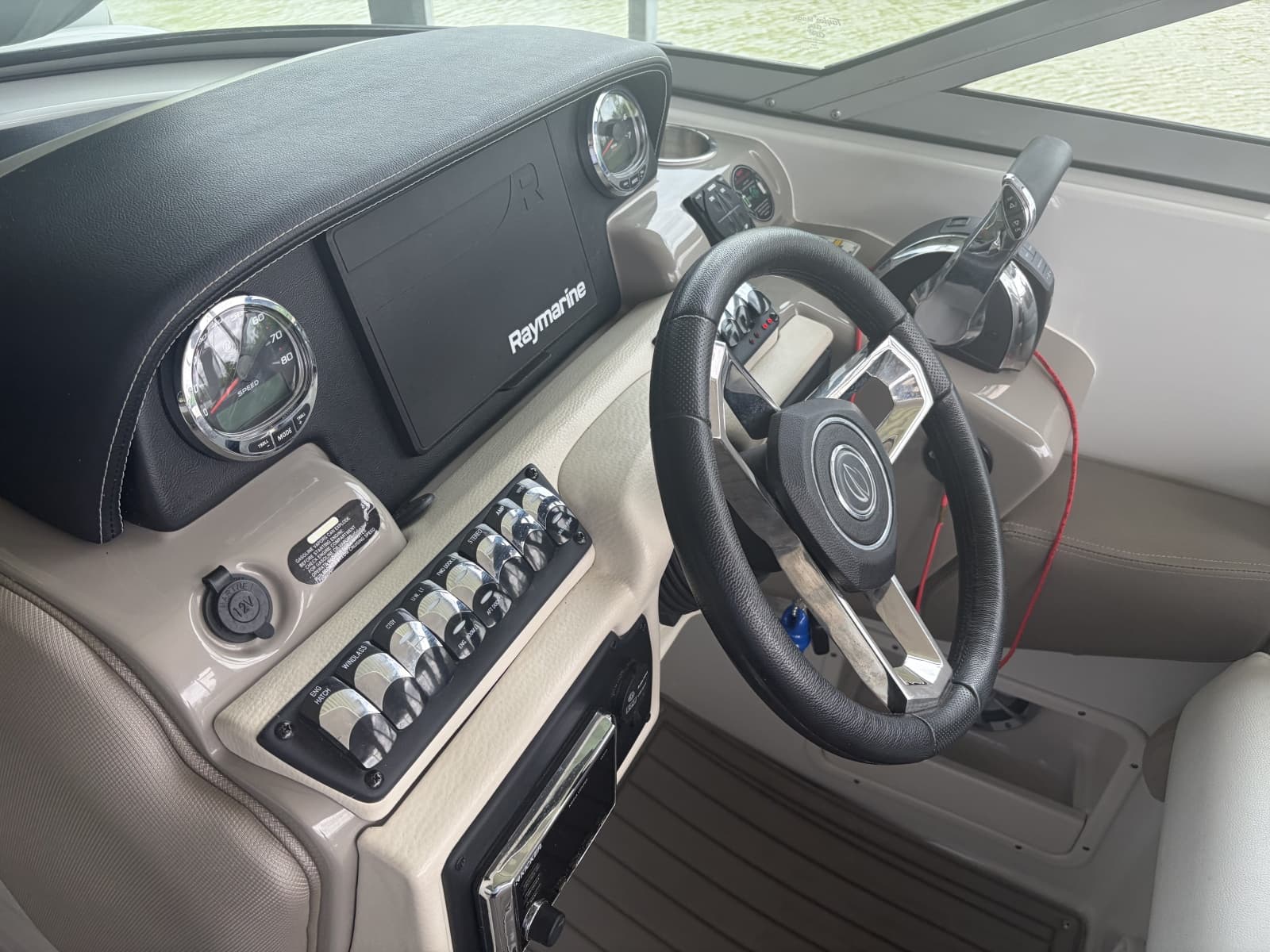 2018 Crownline Eclipse E30 - Photo 76