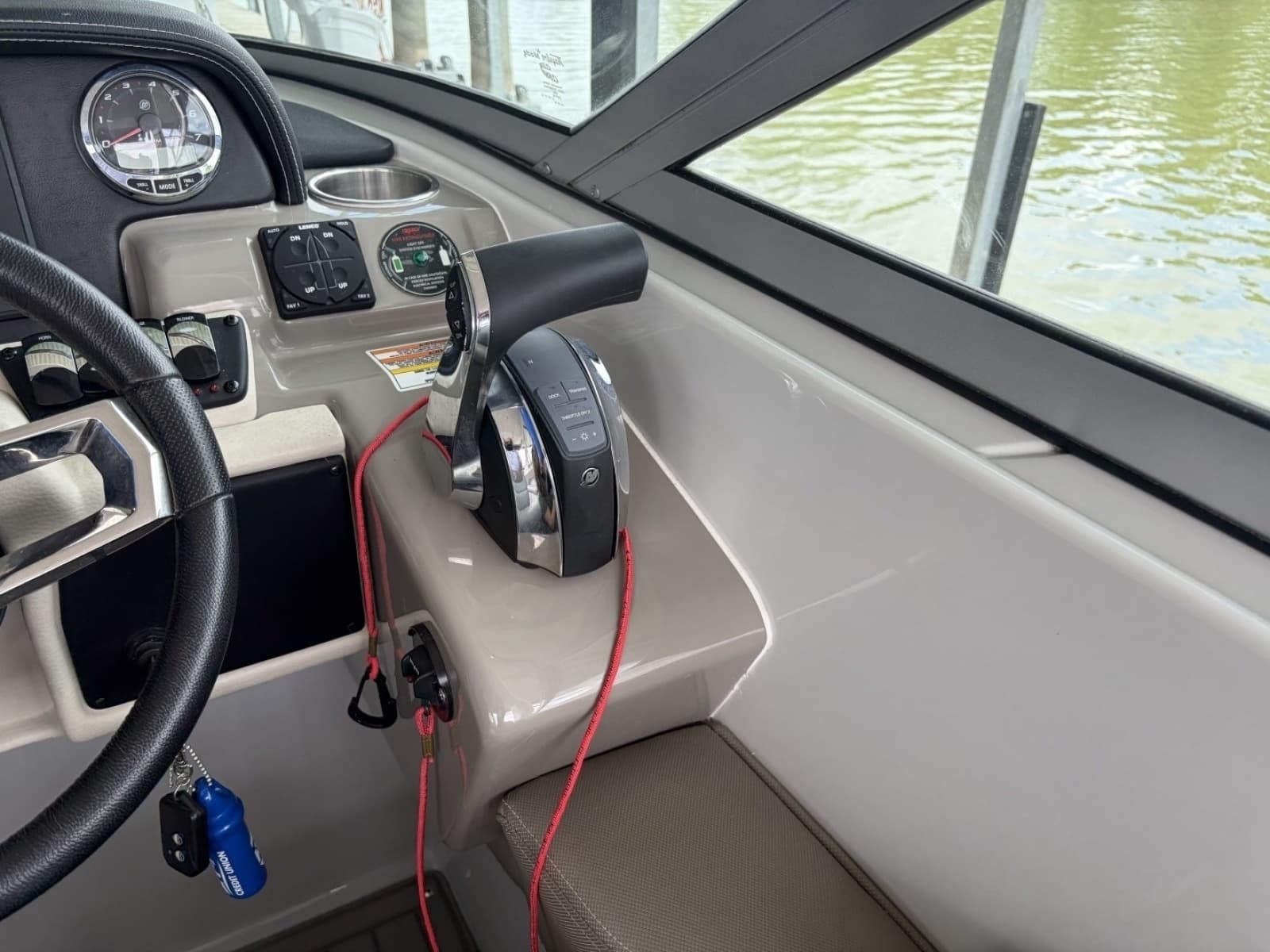 2018 Crownline Eclipse E30 - Photo 29