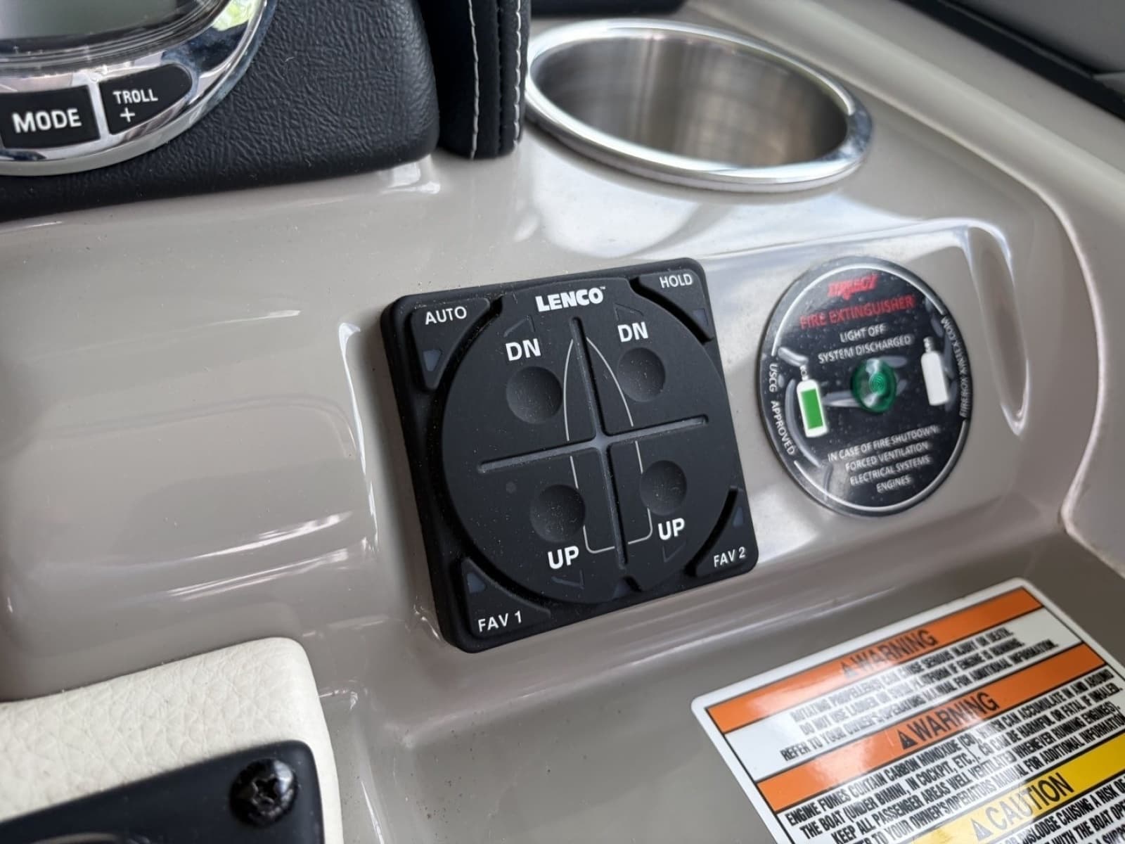 2018 Crownline Eclipse E30 - Photo 20