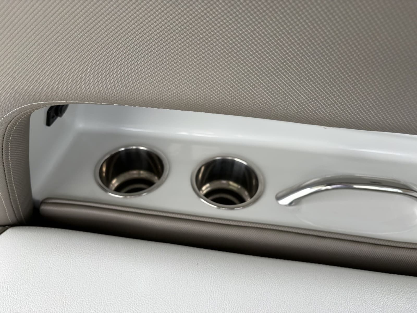 2018 Crownline Eclipse E30 - Photo 19