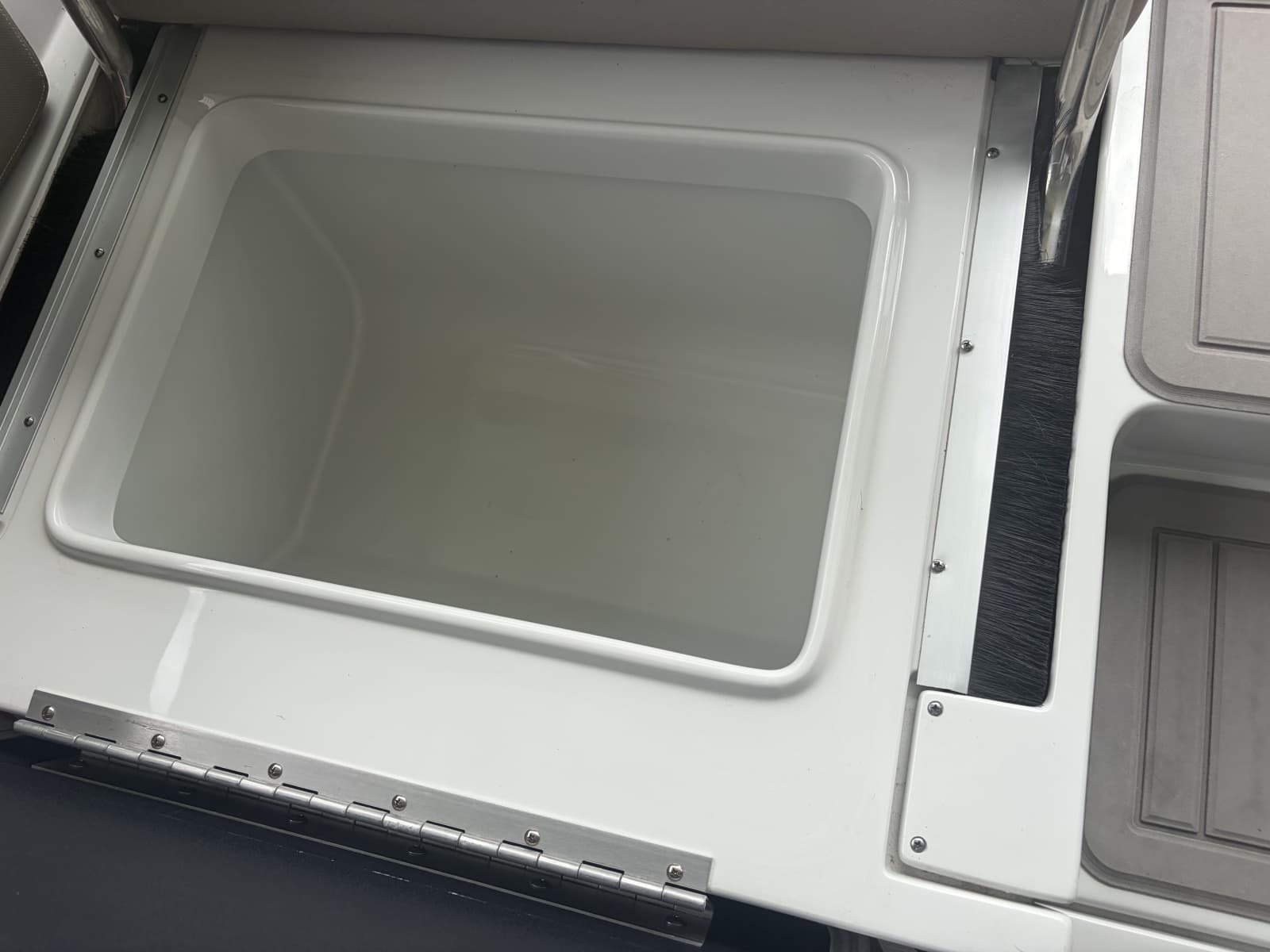 2018 Crownline Eclipse E30 - Photo 71