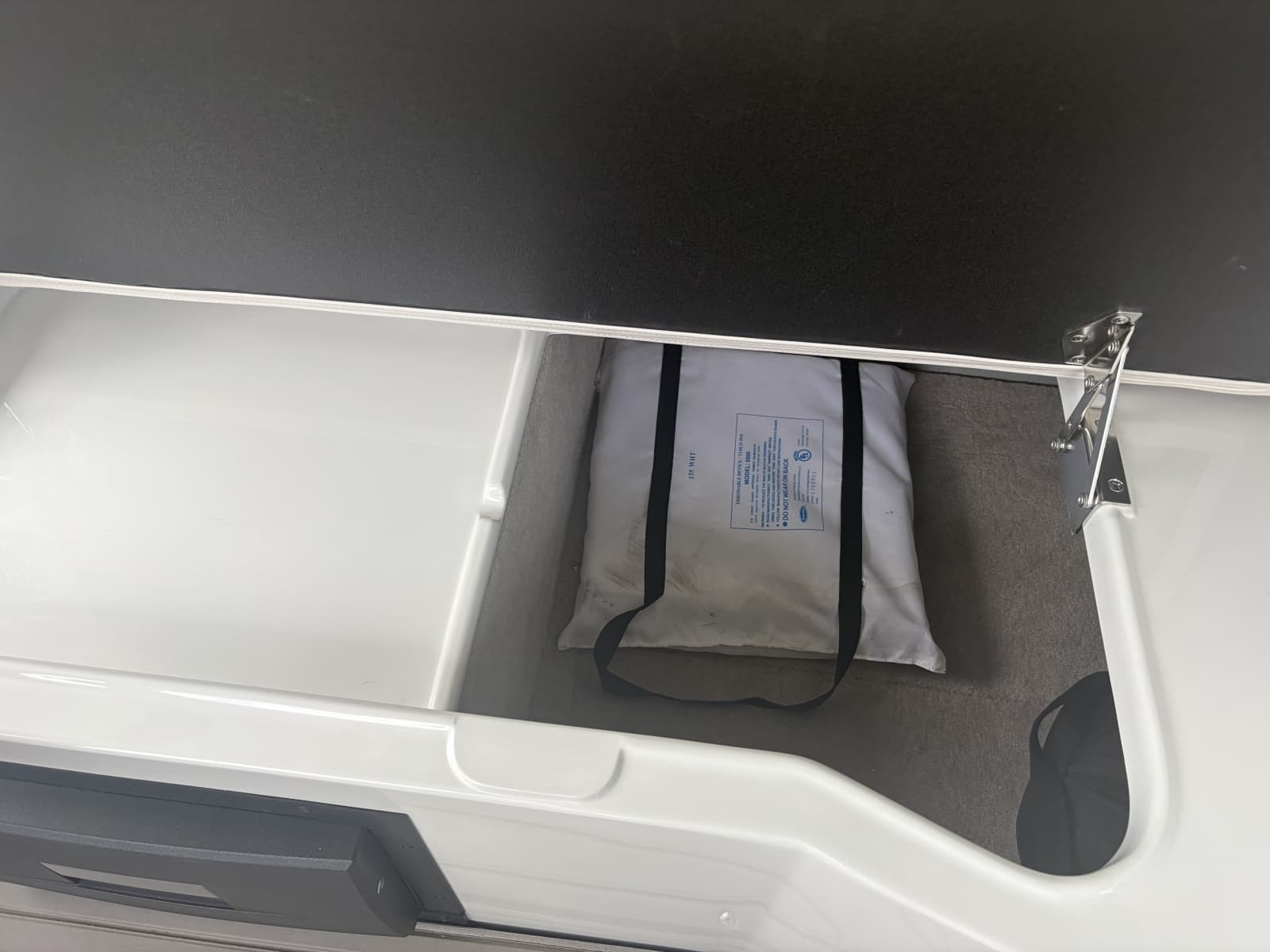 2018 Crownline Eclipse E30 - Photo 69