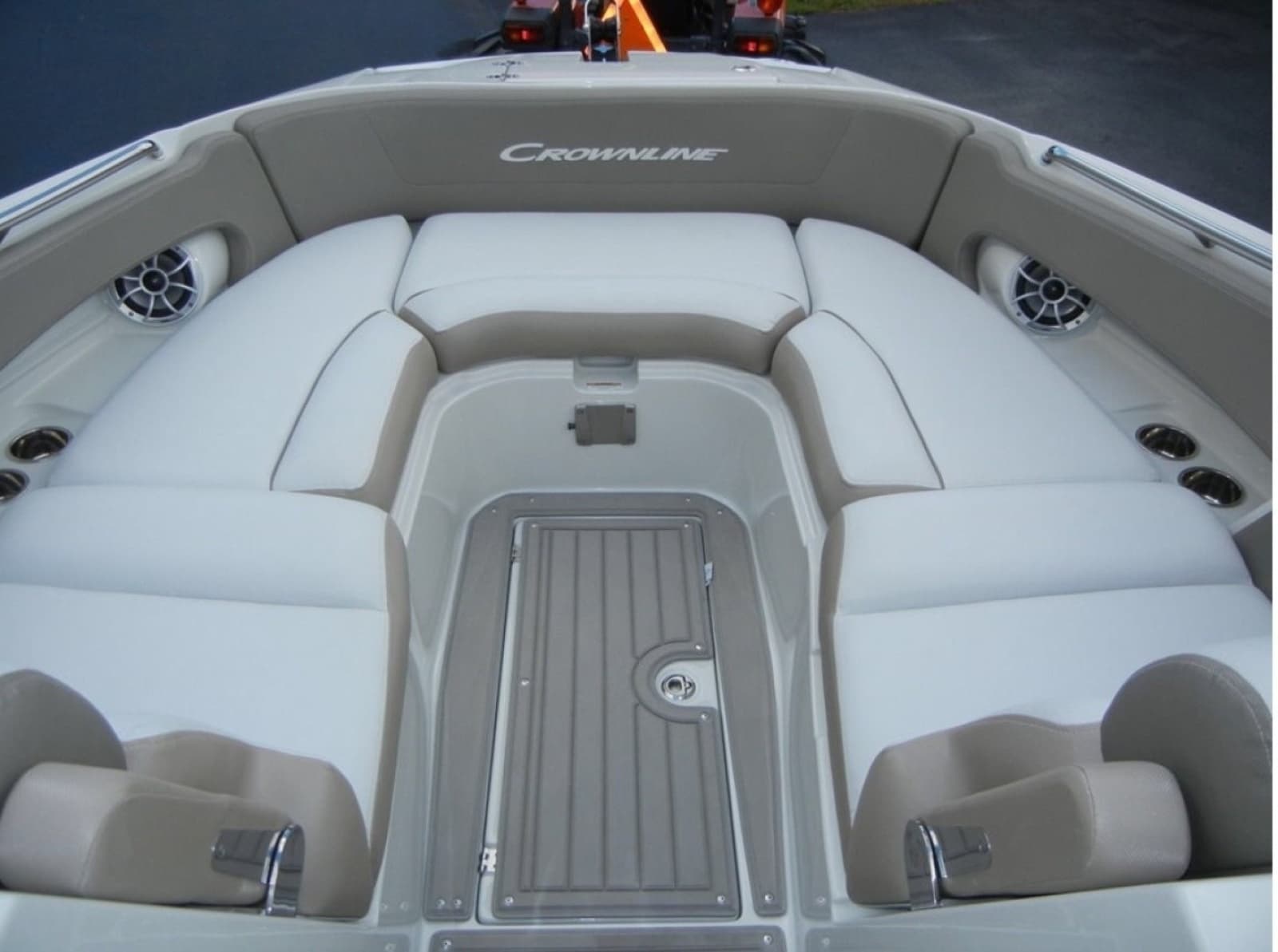2018 Crownline Eclipse E30 - Photo 14
