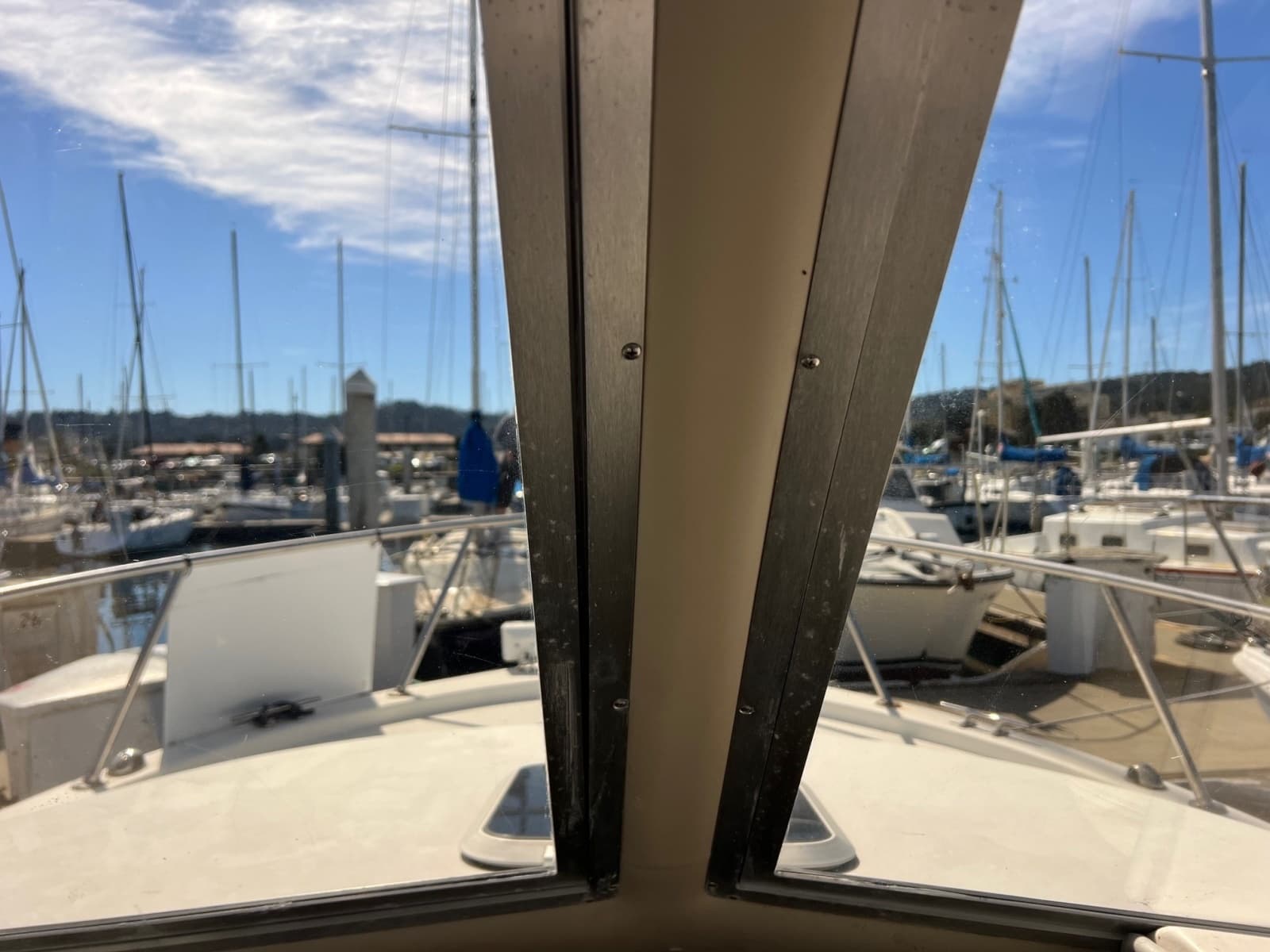 2006 Shamrock Mackinaw 270