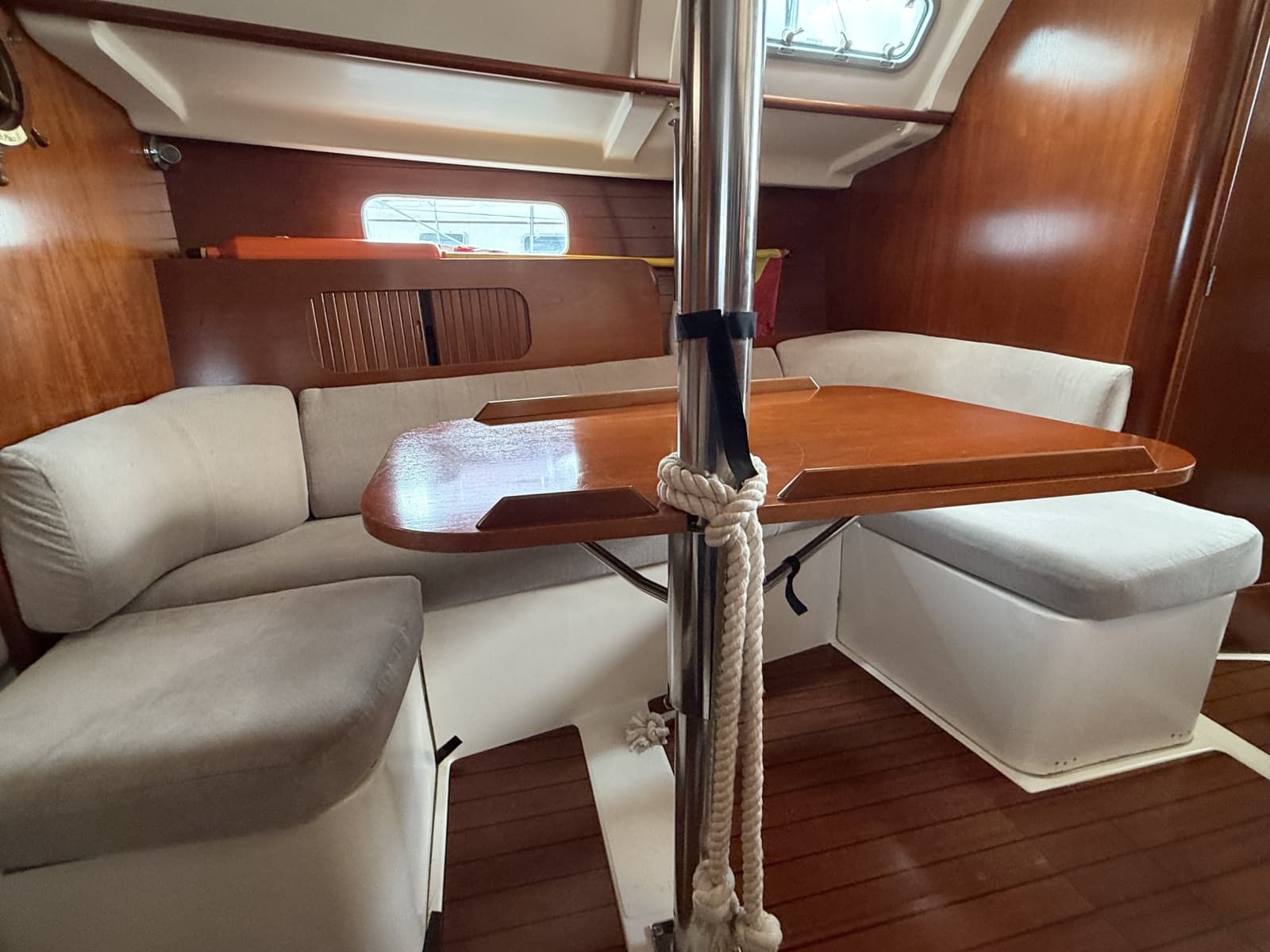 1995 Beneteau OCEANIS 321