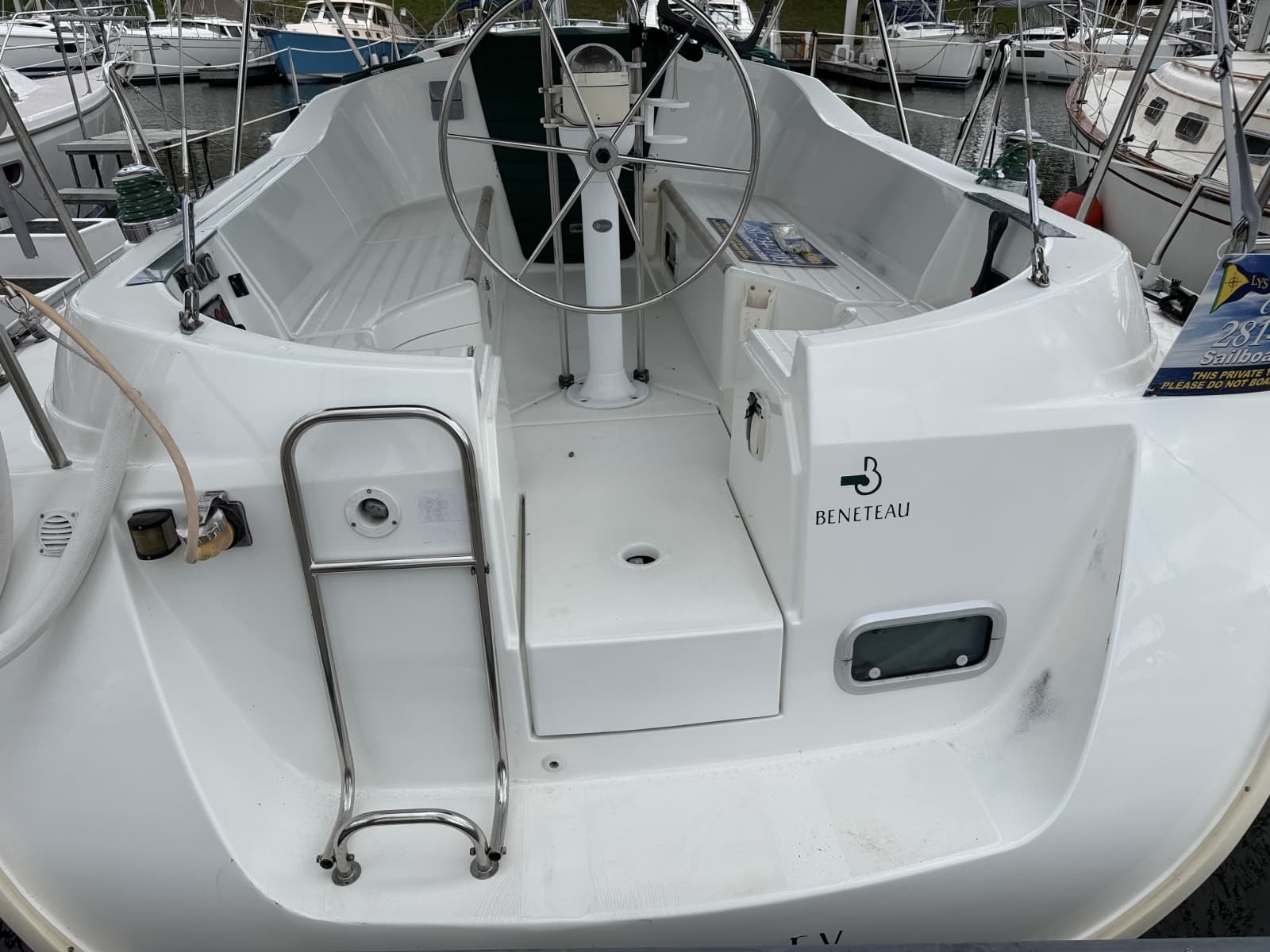1995 Beneteau OCEANIS 321