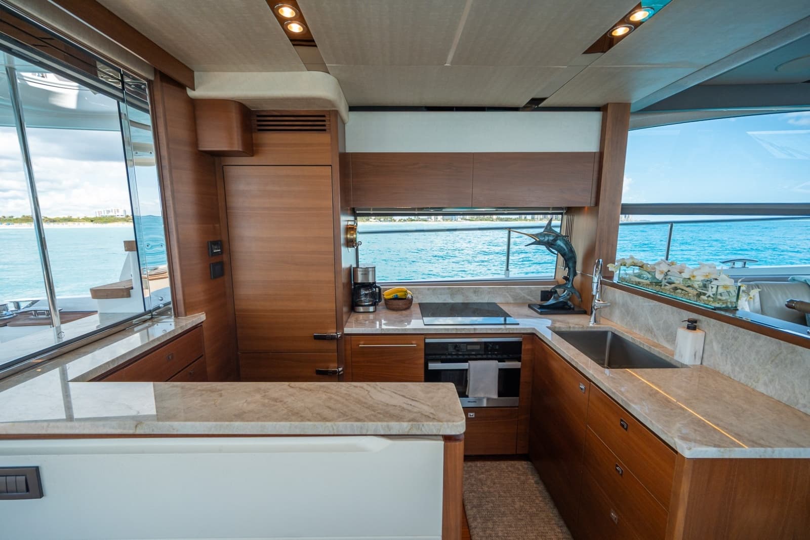 2017 Princess 68 Flybridge - Photo 21
