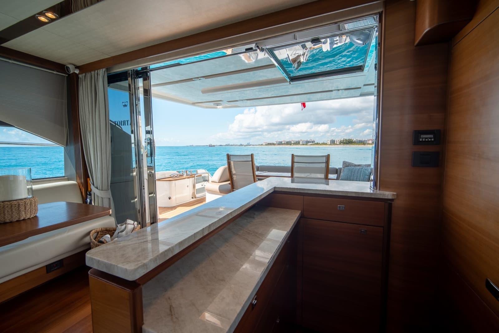 2017 Princess 68 Flybridge - Photo 5